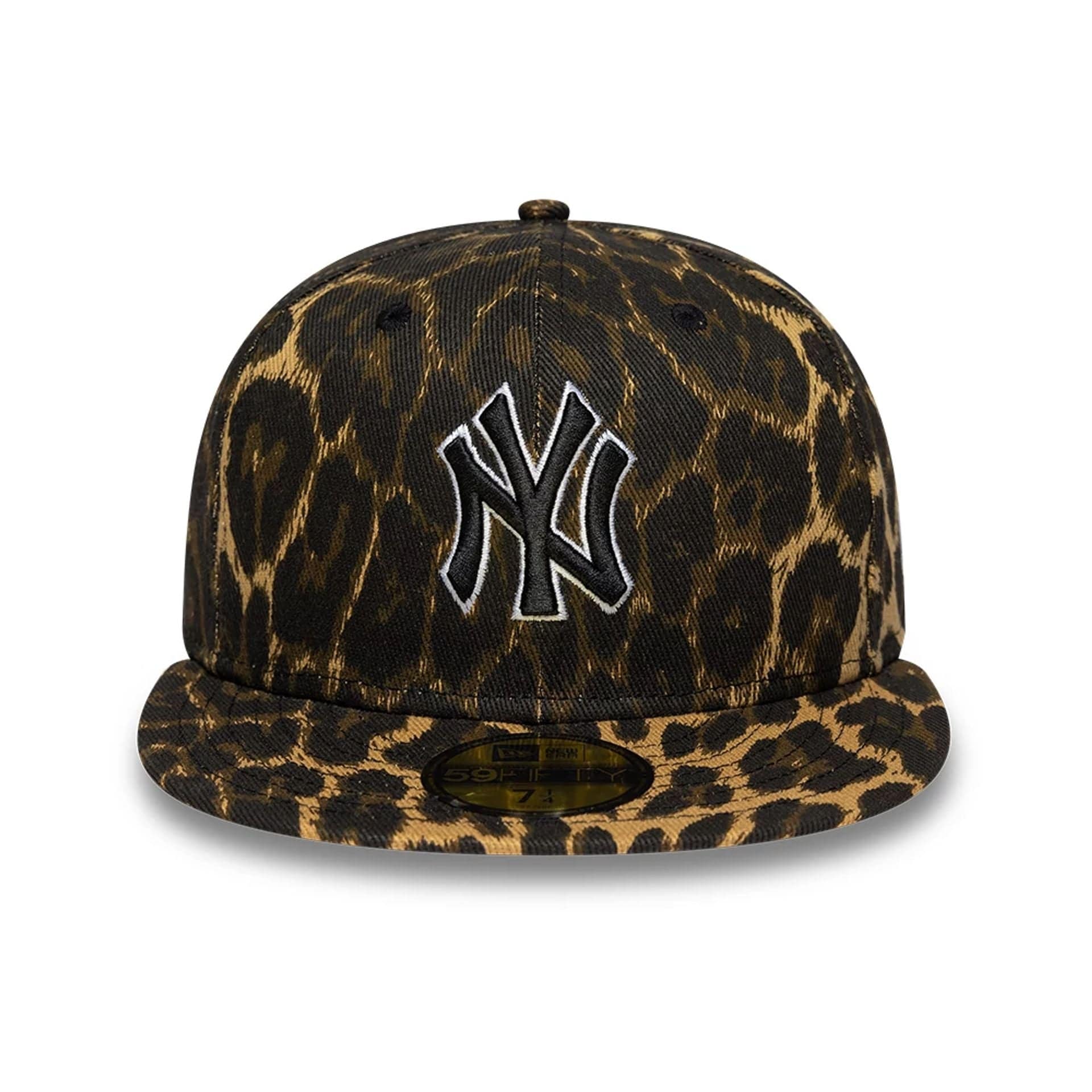 New York Yankees MLB Leopard Black 59FIFTY Fitted Cap - Image 3