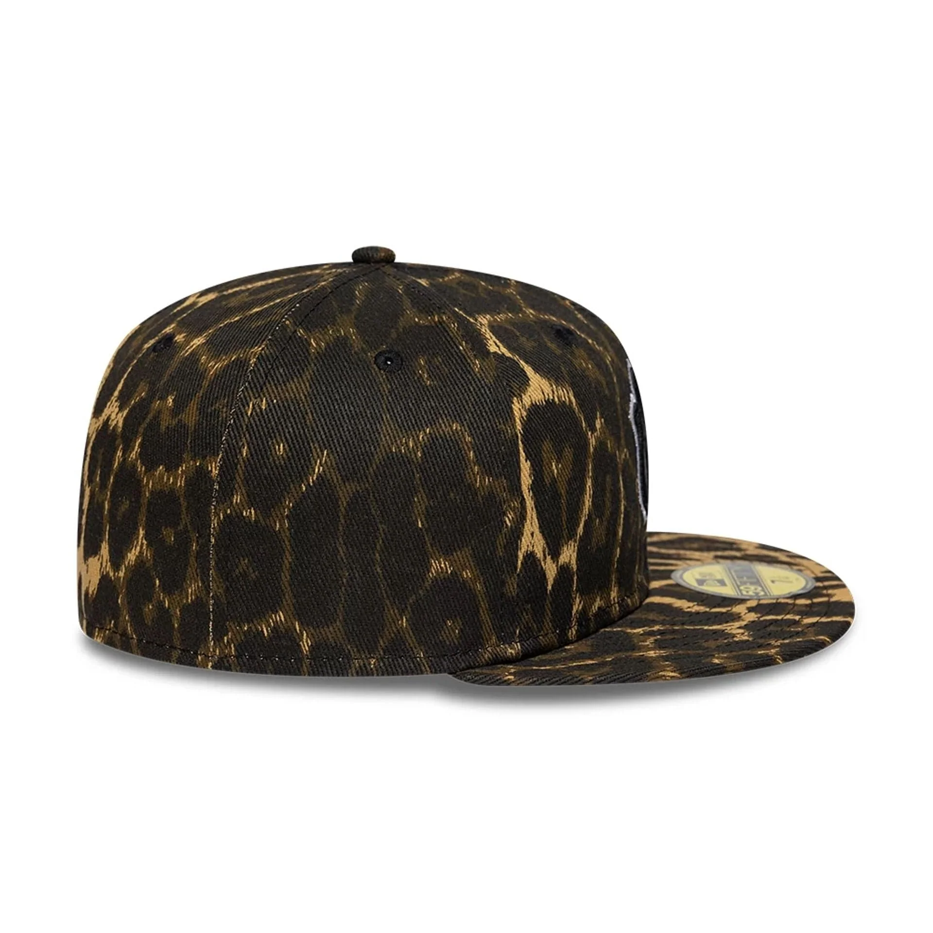 New York Yankees MLB Leopard Black 59FIFTY Fitted Cap - Image 7