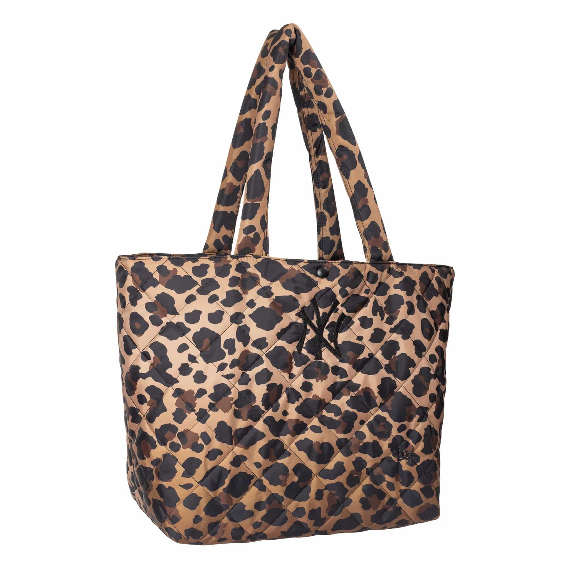 New York Yankees MLB Leopard Quilted All Over Print Tote Bag - Image 2