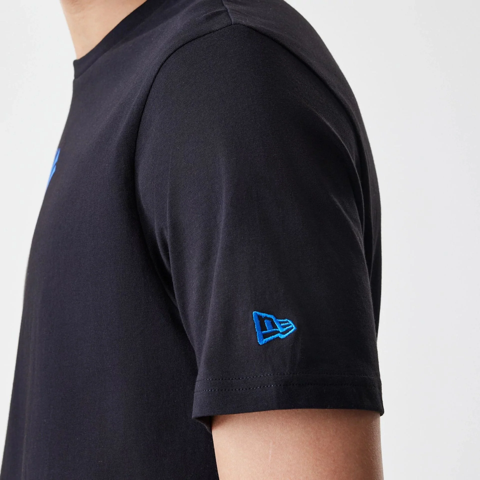 New York Yankees MLB Logo Black T-Shirt - Image 5