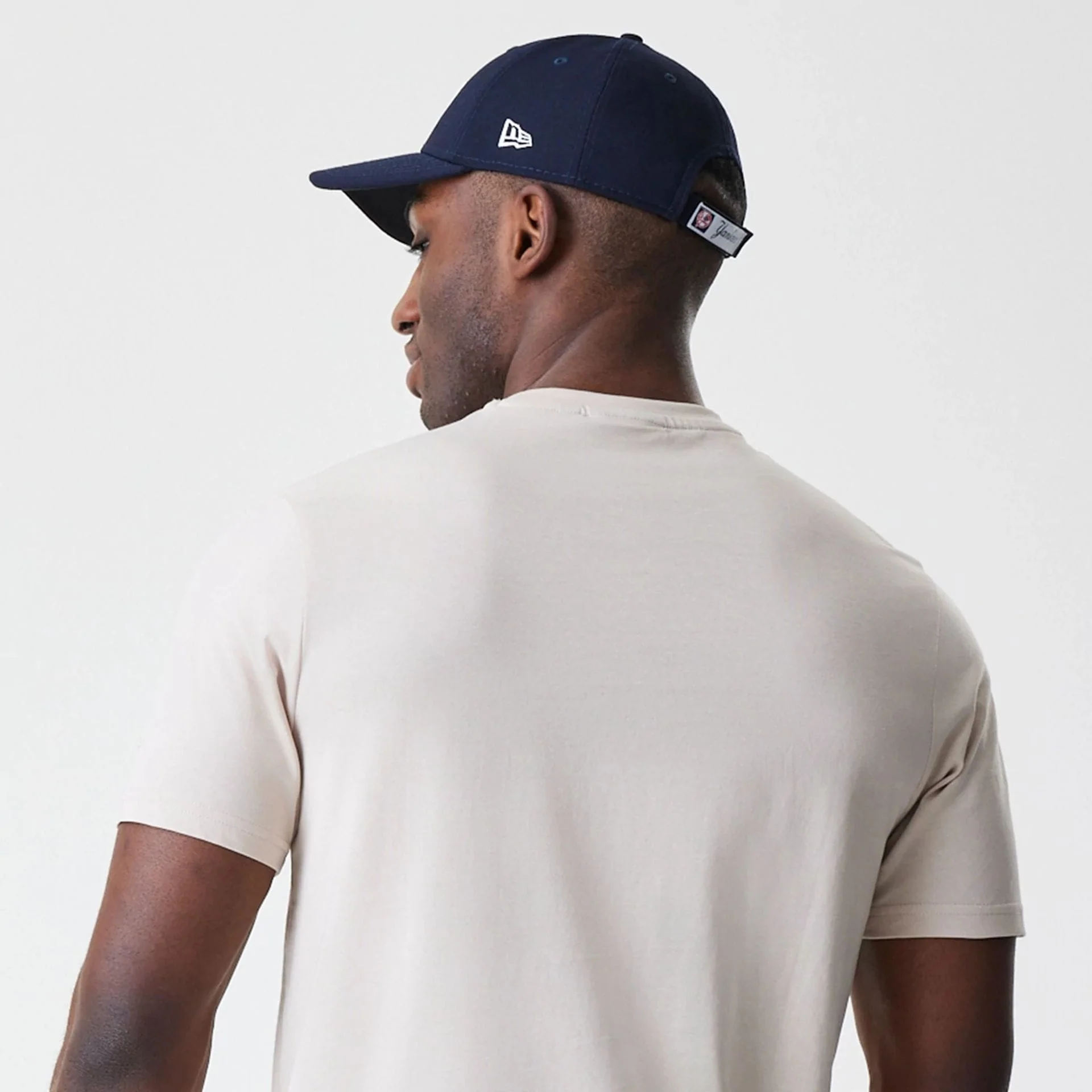 New York Yankees MLB Logo Cream T-Shirt - Image 7