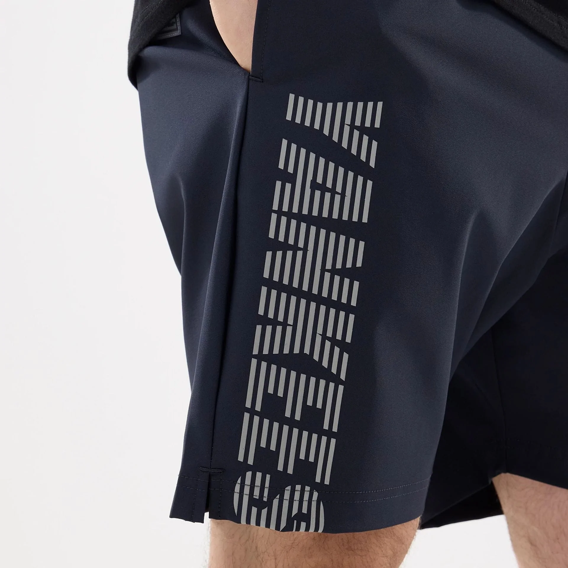New York Yankees MLB Match Navy Oversized Shorts - Image 3