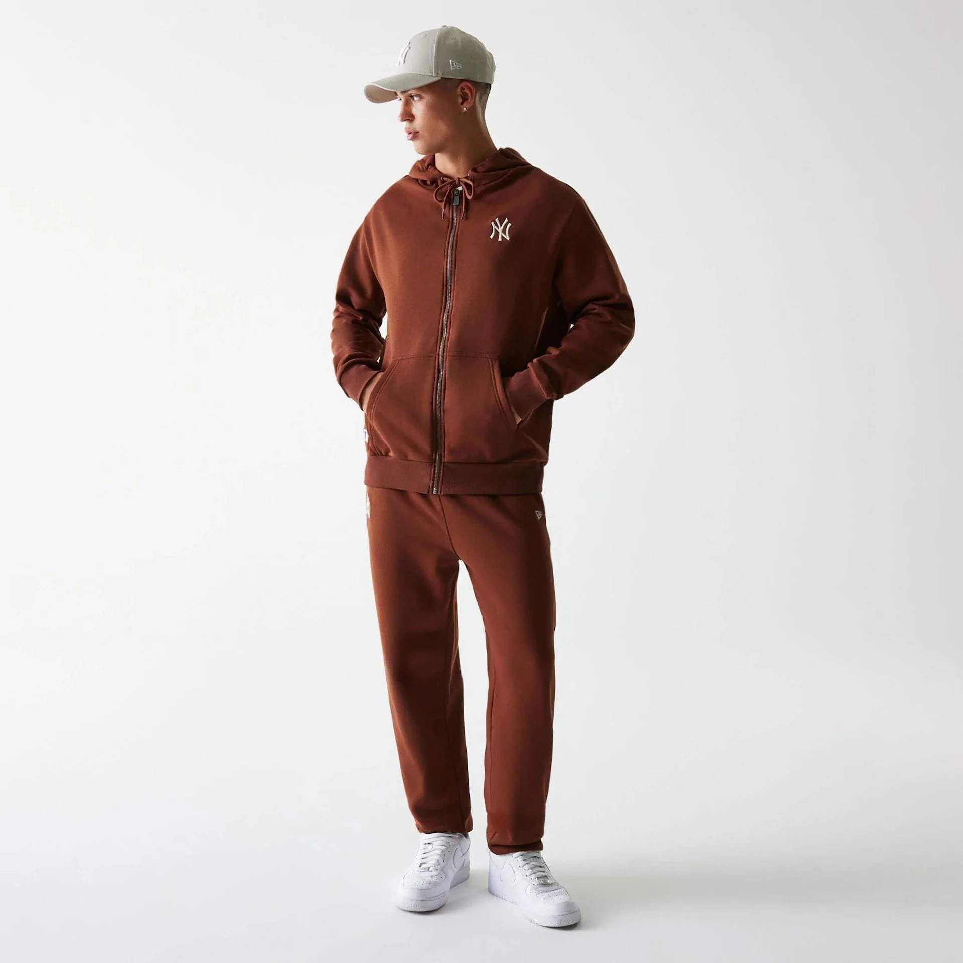 New York Yankees MLB Midi League Essential Brushed Fleece Brown Oversized Full Zip Hoodie - Image 8
