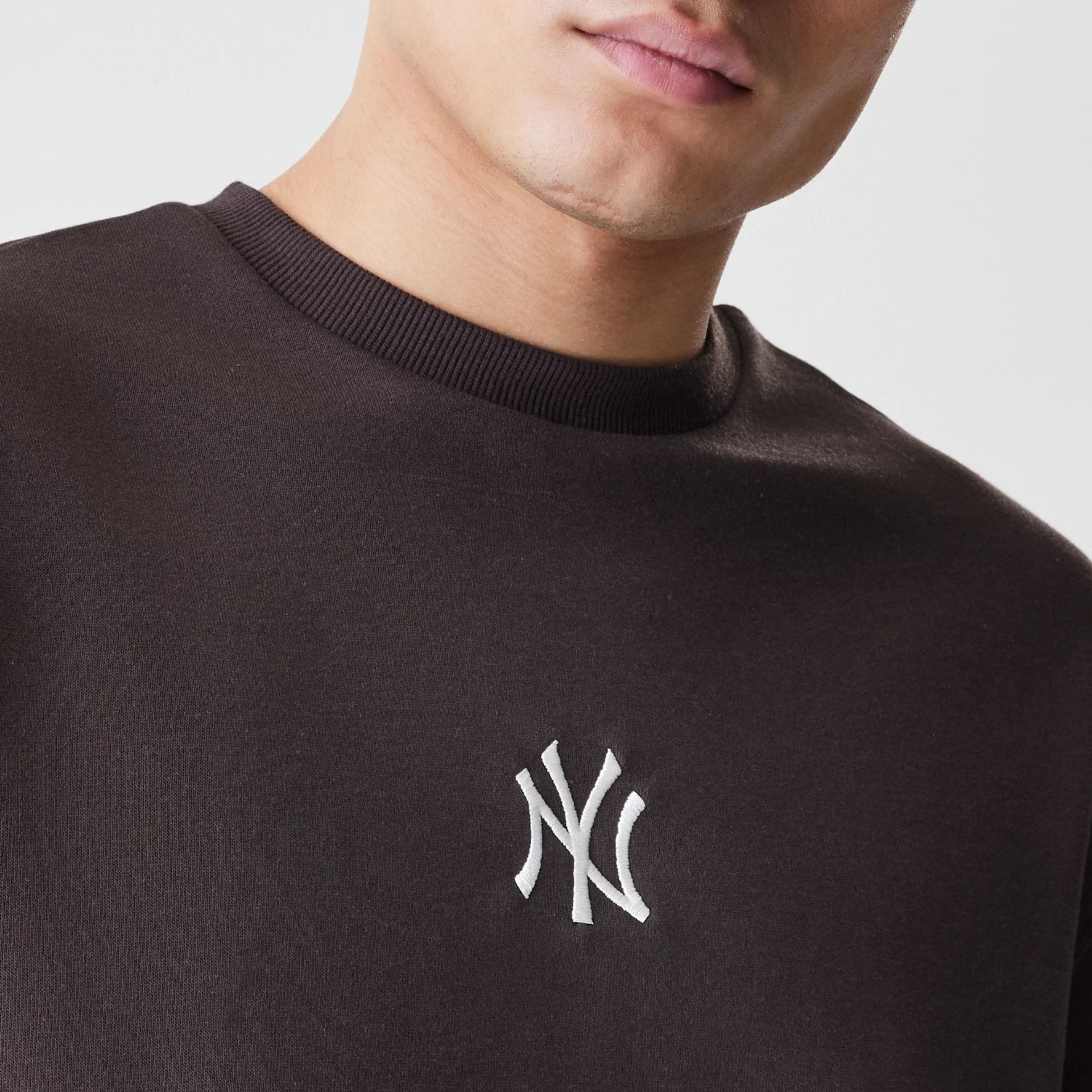 New York Yankees MLB Midi League Essential Dark Brown Oversized Crew Neck Sweater - Image 4