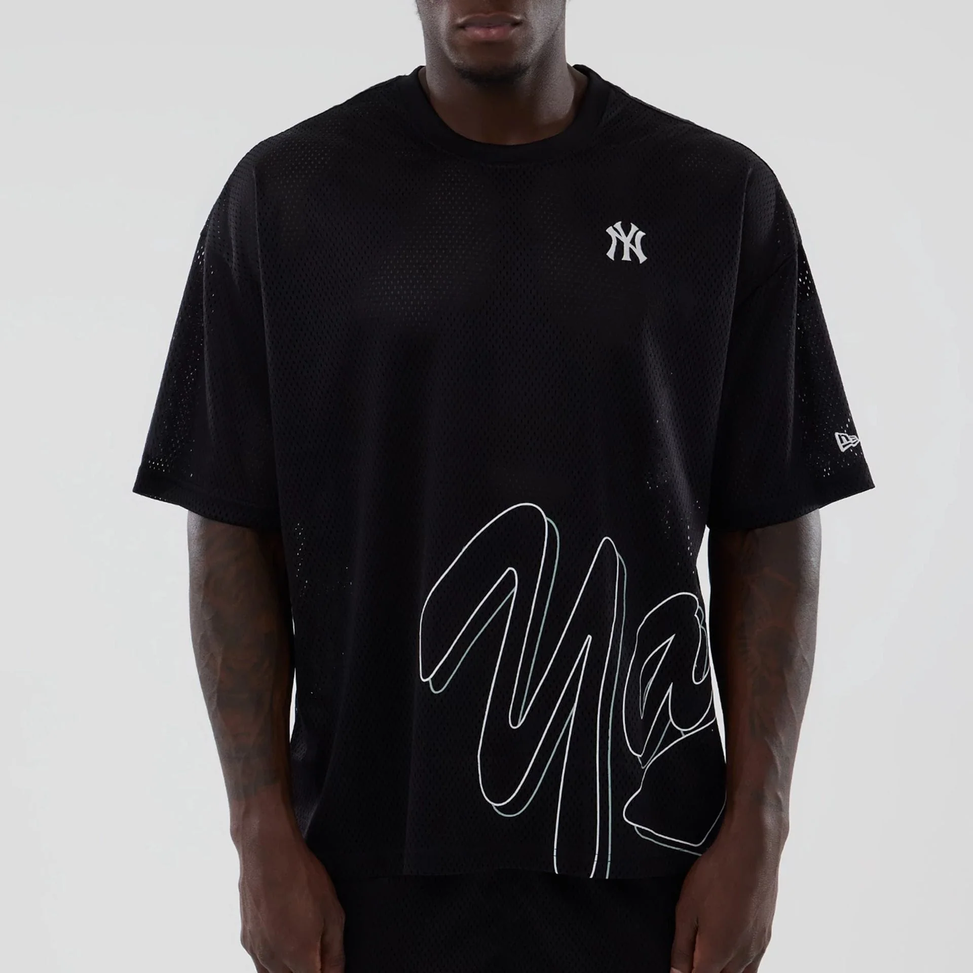 New York Yankees MLB Mix League Black Oversized Mesh T-Shirt - Image 3