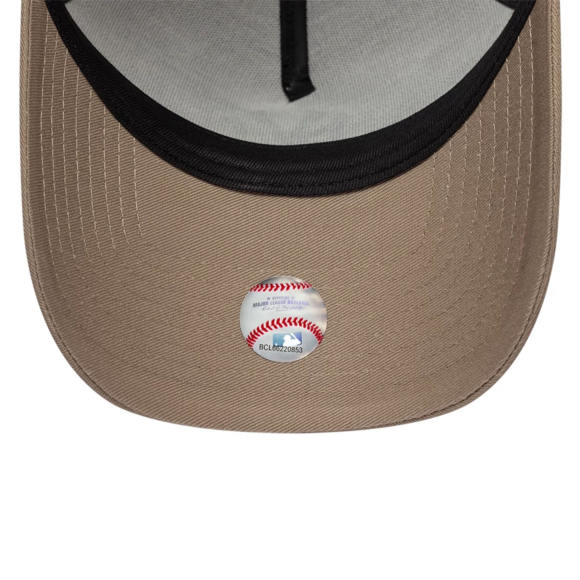 New York Yankees MLB Mocha Mousse Beige 9FORTY A-Frame Adjustable Cap - Image 7