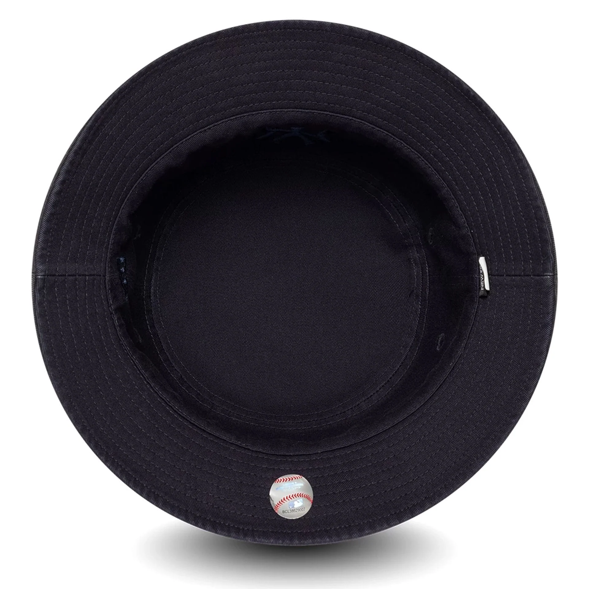 New York Yankees MLB Navy & Black Reversible Bucket Hat - Image 10