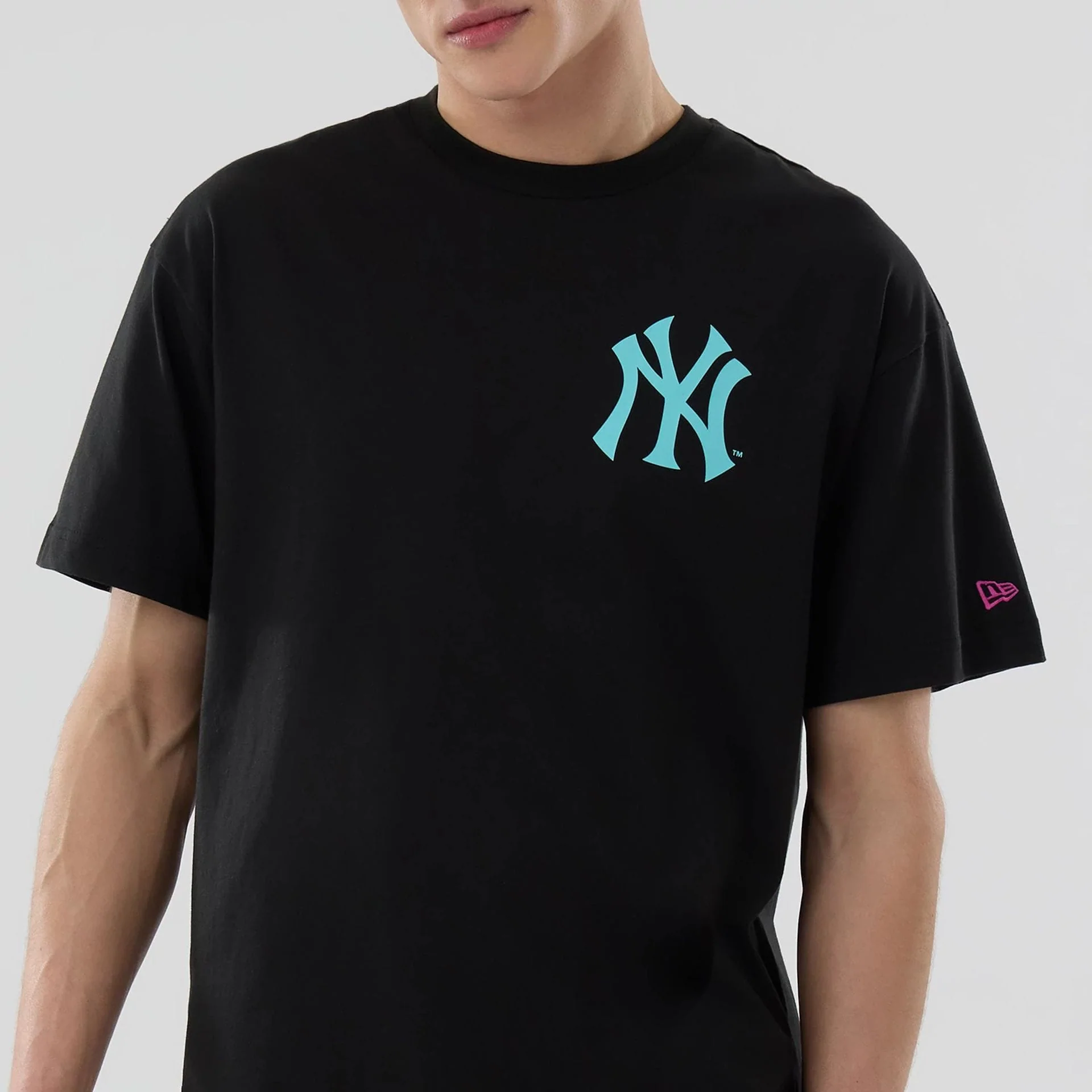 New York Yankees MLB Neon Light Black T-Shirt - Image 5