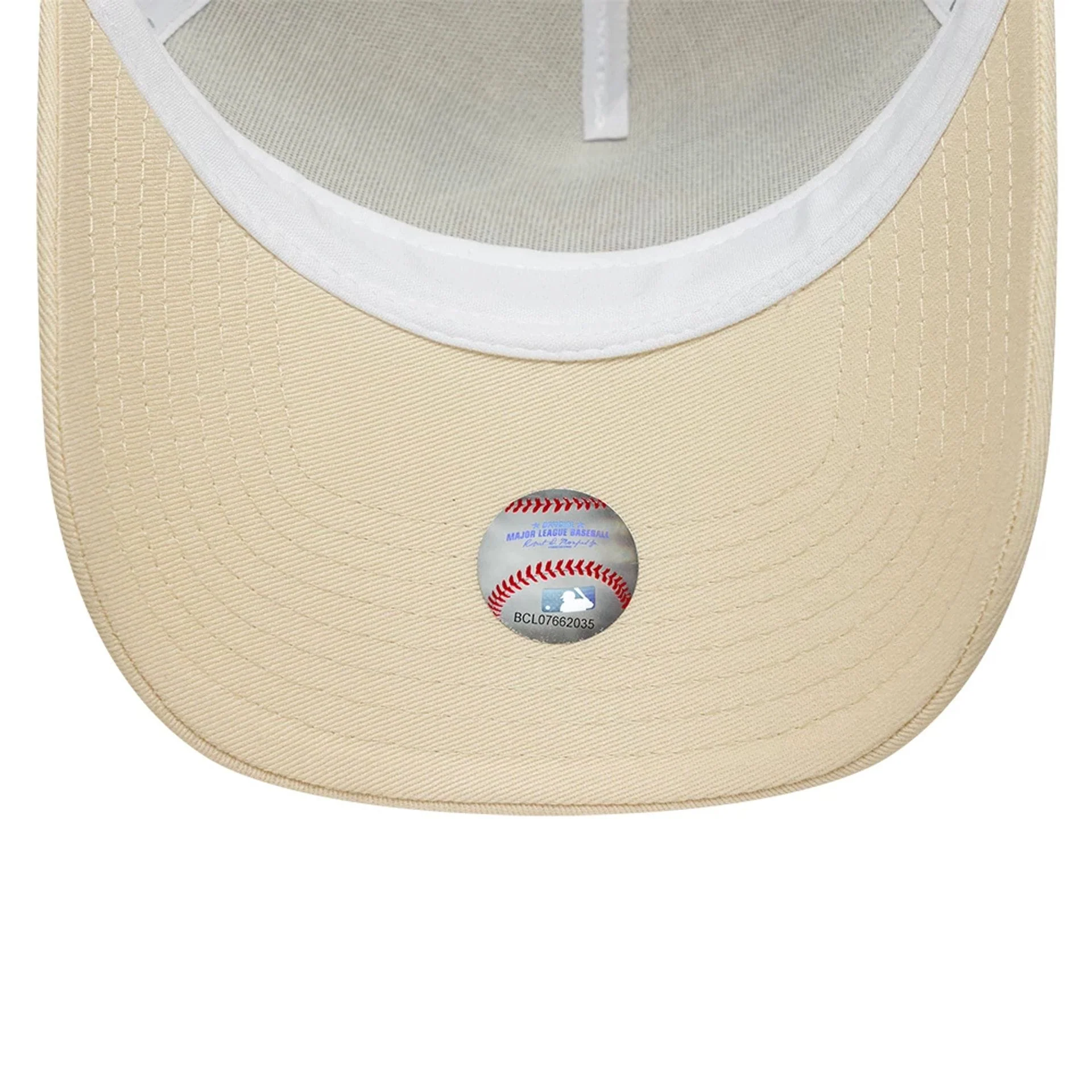 New York Yankees MLB Outline Cream 9FORTY E-Frame Trucker Adjustable Cap - Image 5