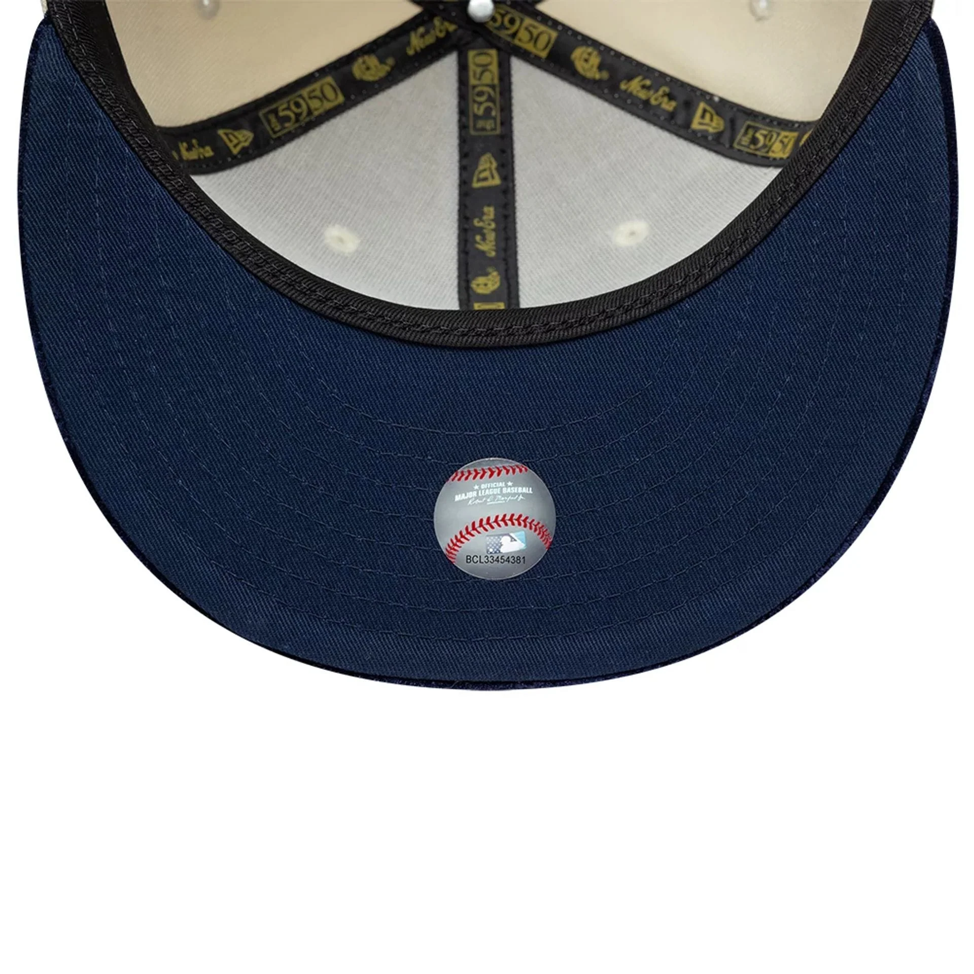 New York Yankees MLB Paisley Visor Cream 59FIFTY Fitted Cap - Image 2