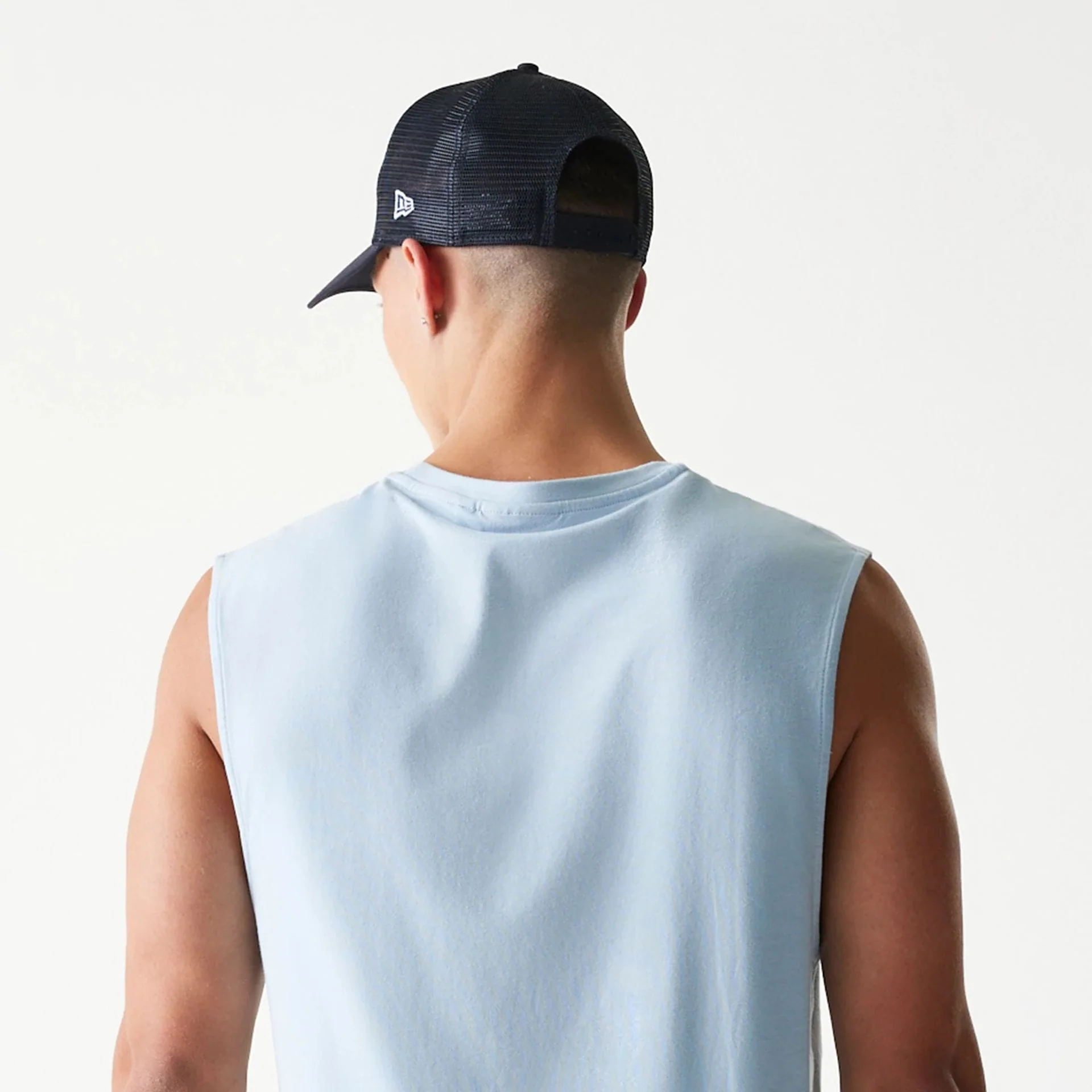 New York Yankees MLB Pastel Blue Sleeveless T-Shirt - Image 7