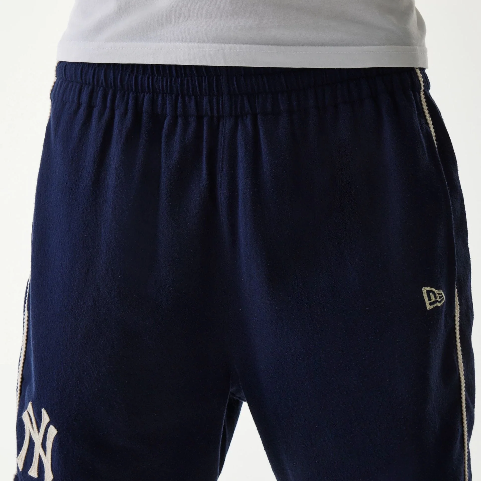 New York Yankees MLB Piping Navy Shorts - Image 5