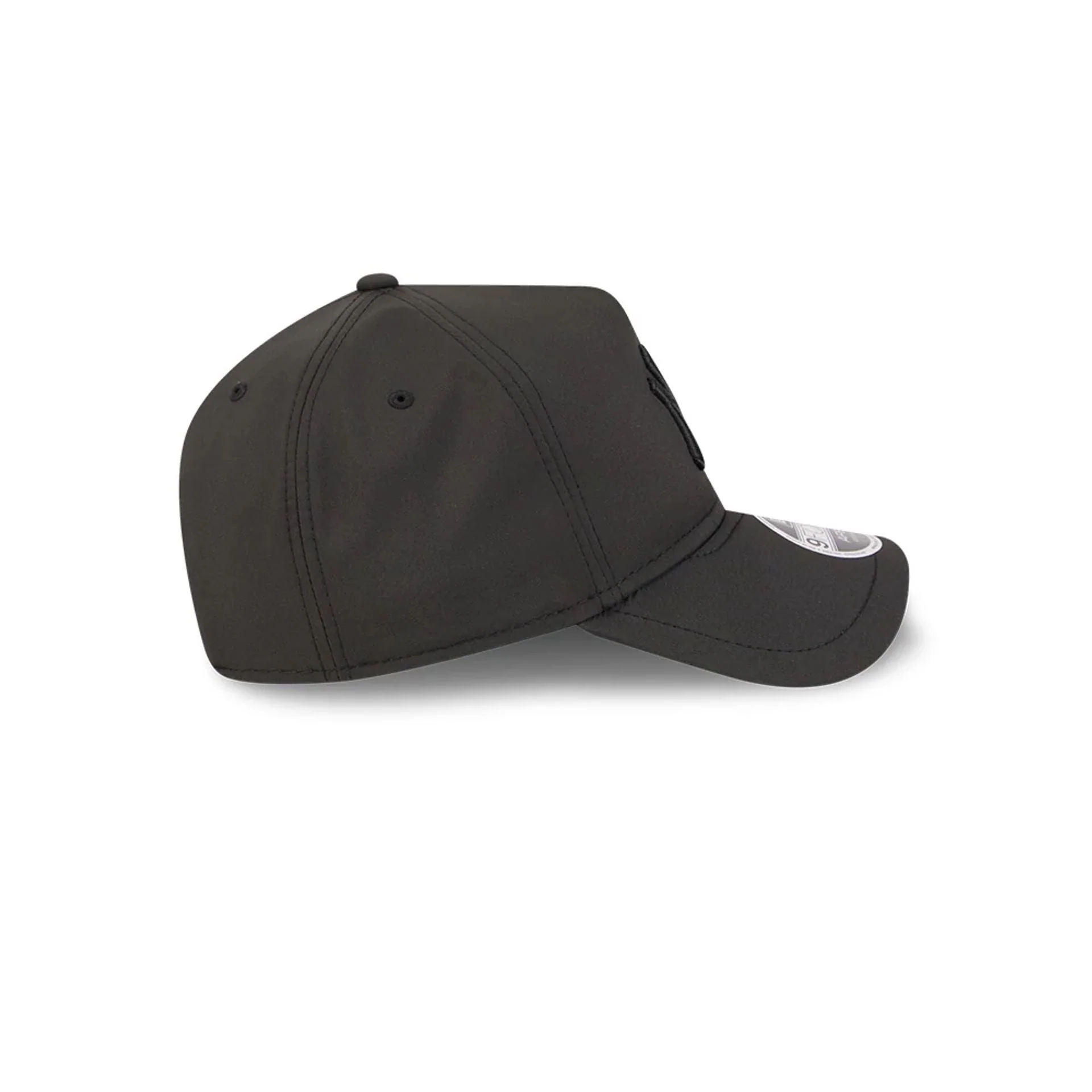 New York Yankees MLB Quickstrike Black 9FORTY Apex Adjustable Cap - Image 6
