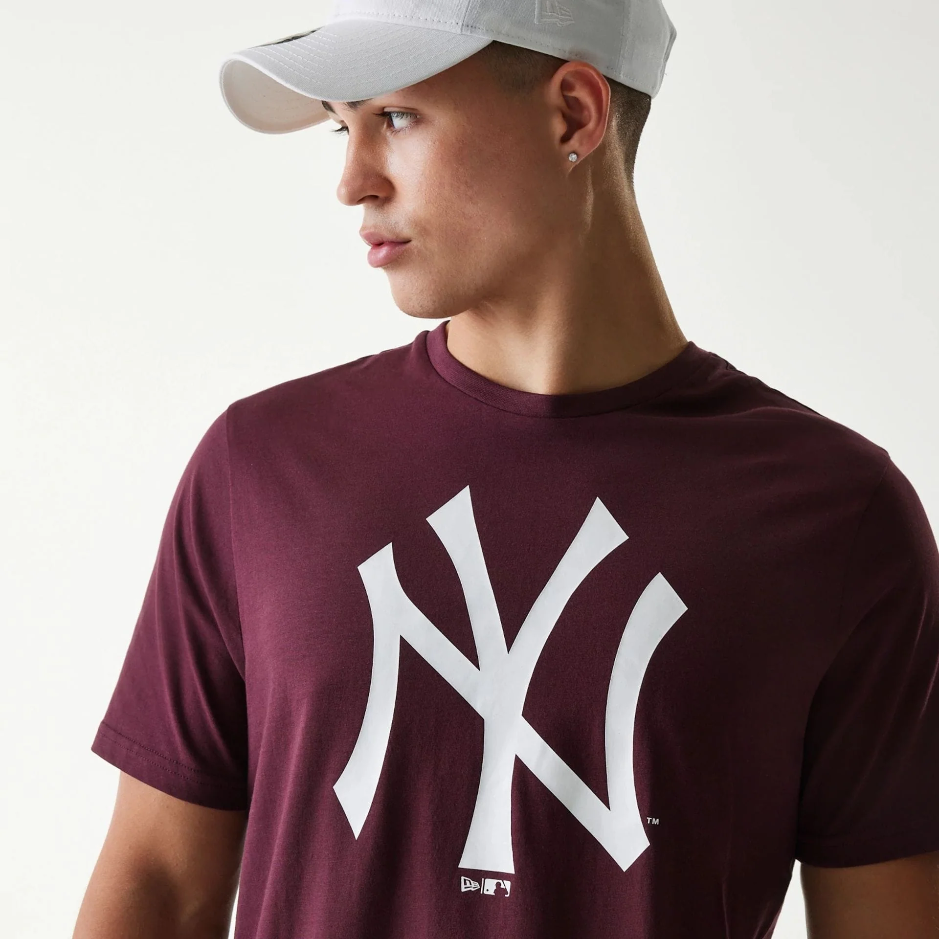 New York Yankees MLB Regular Dark Purple T-Shirt - Image 2