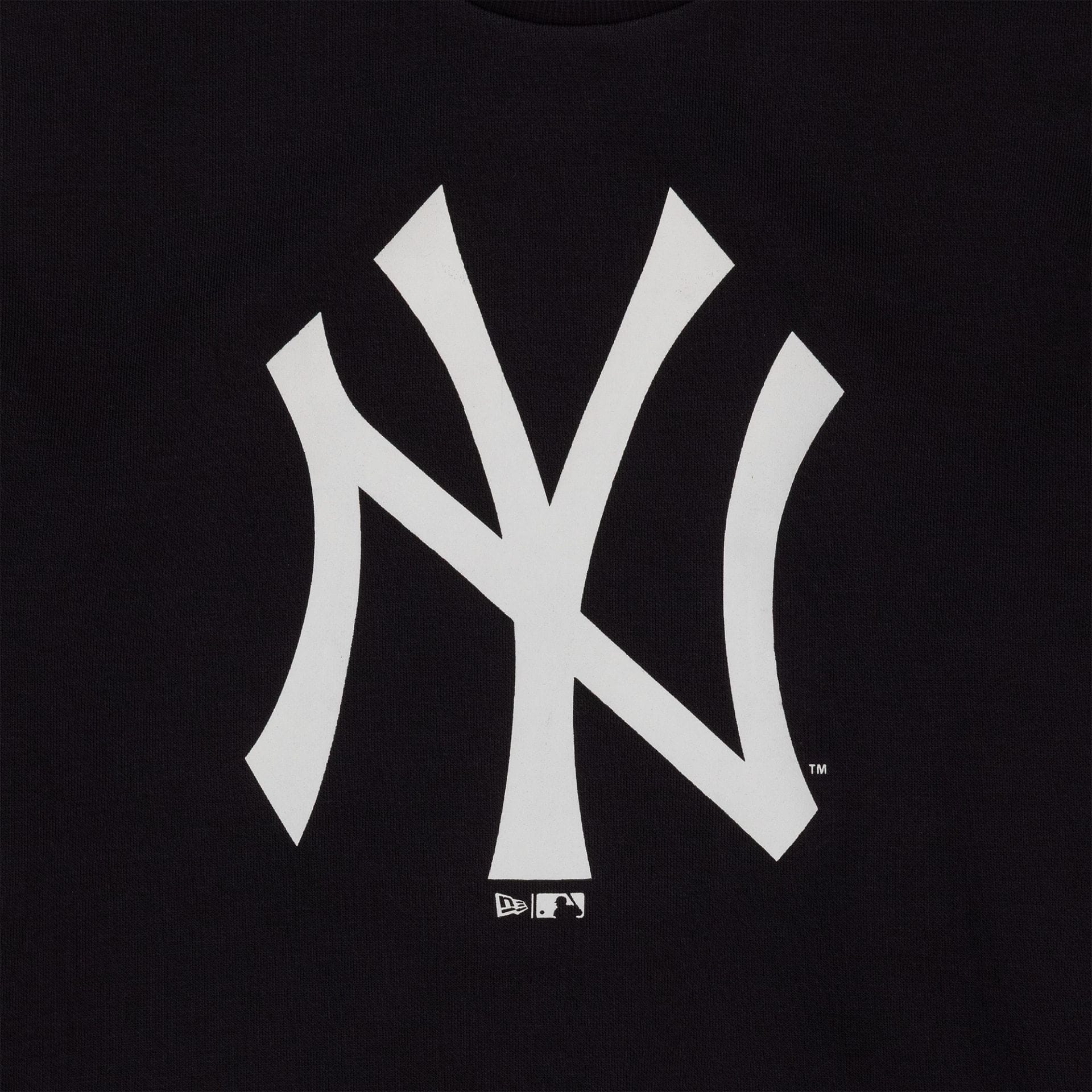 New York Yankees MLB Regular Navy Crew Neck Sweater - Image 3