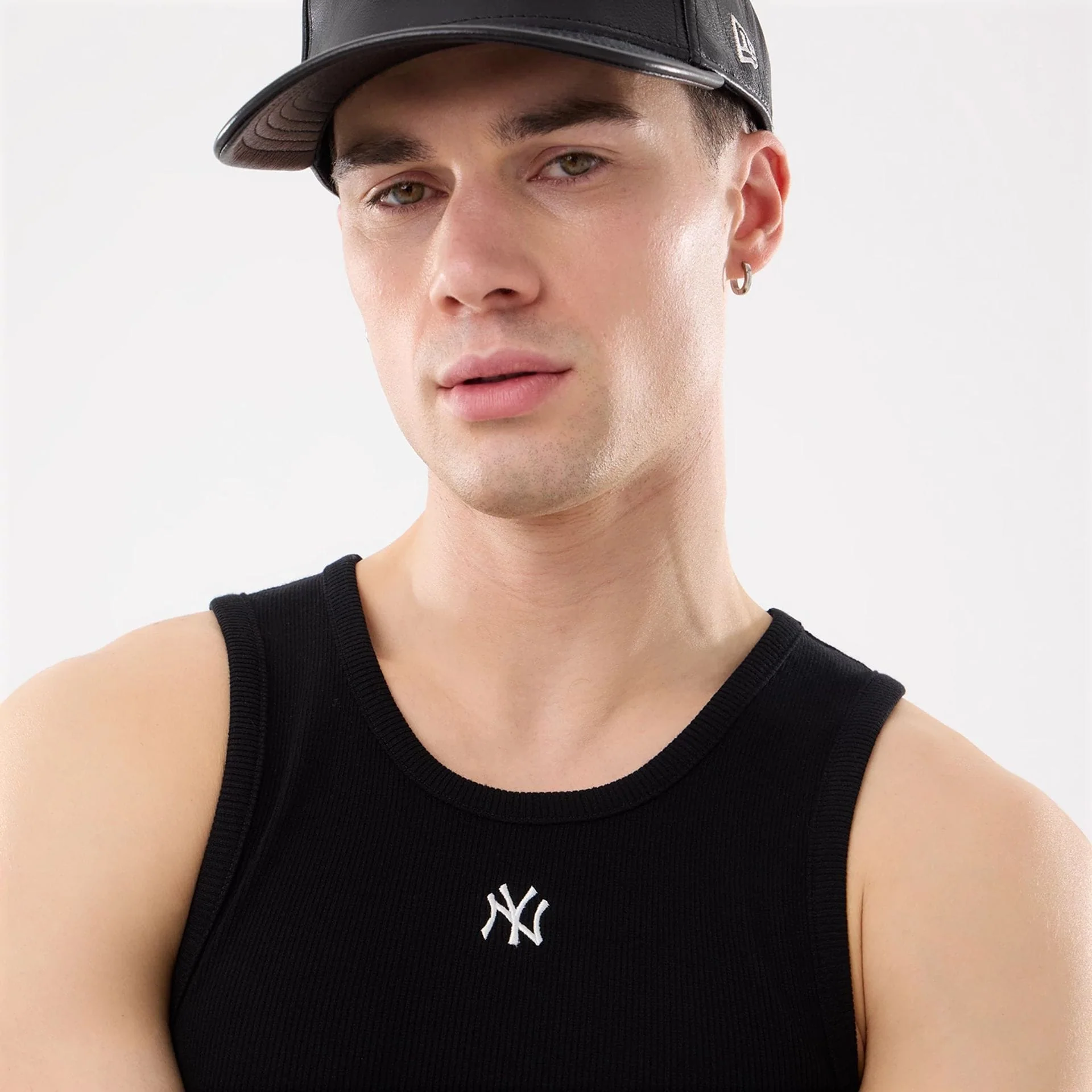 New York Yankees MLB Rib Black Vest - Image 10