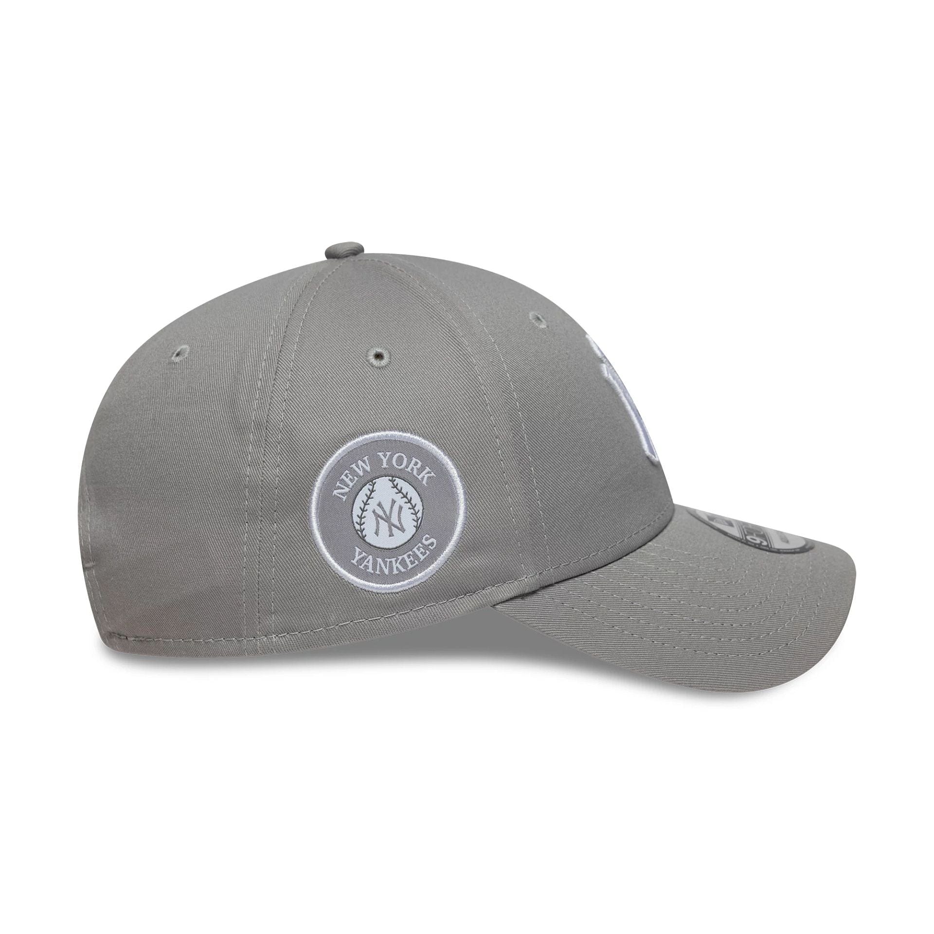 New York Yankees MLB Side Patch Grey 9FORTY Cap - Image 5