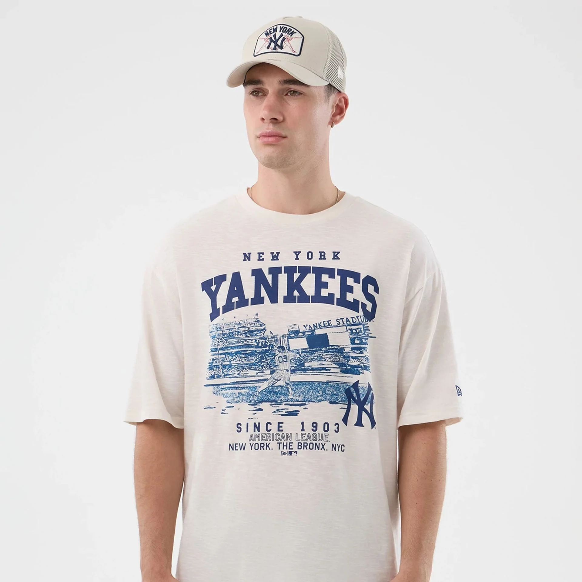 New York Yankees MLB Slub Open White Oversized T-Shirt - Image 3