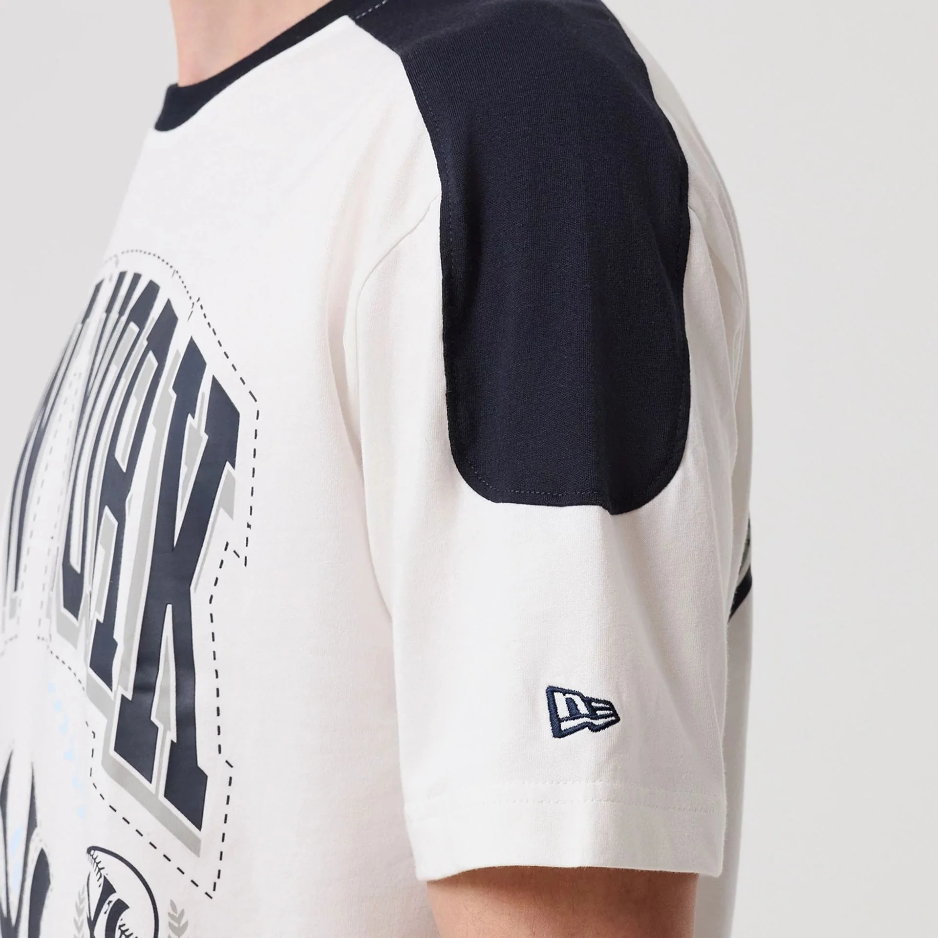 New York Yankees MLB Sport Classic White T-Shirt - Image 6