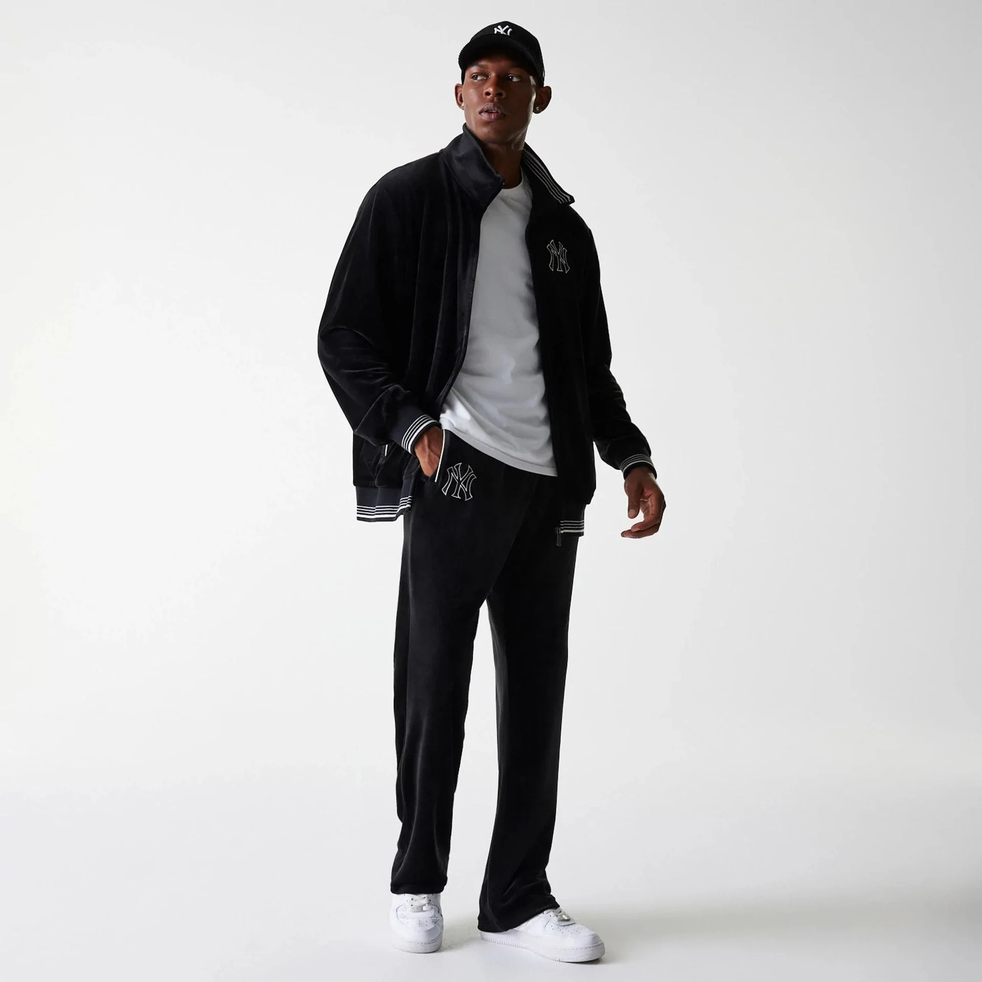 New York Yankees MLB Velour Black Track Pants - Image 3