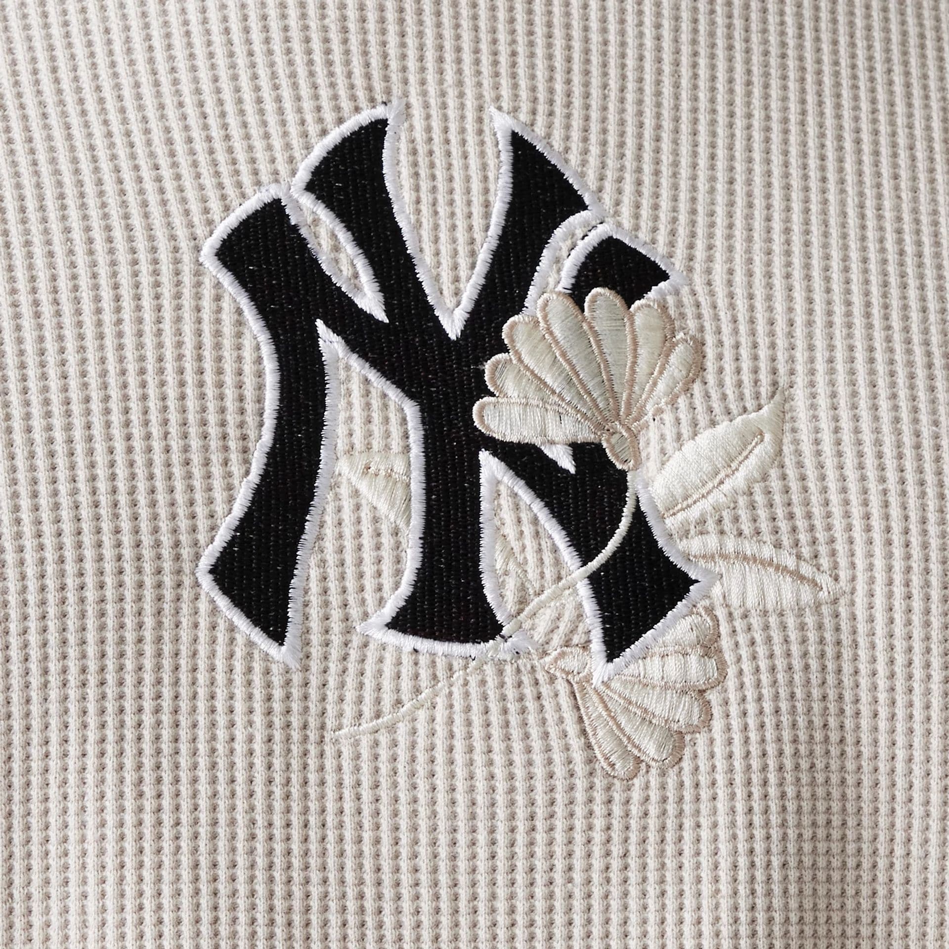 New York Yankees MLB Waffle Cream Oversized Crew Neck Sweater - Image 7