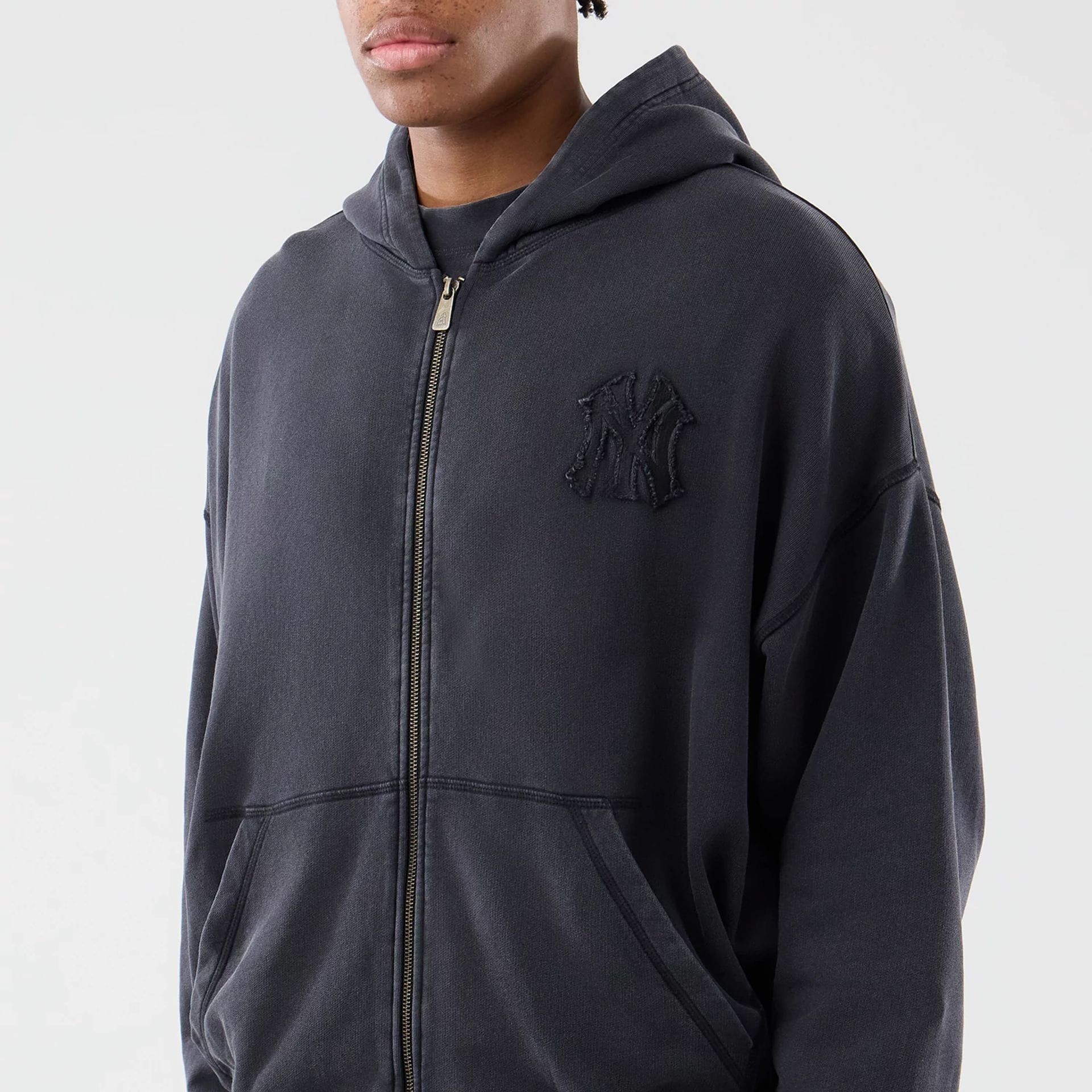 New York Yankees MLB Washed Black Full Zip Hoodie - Image 3