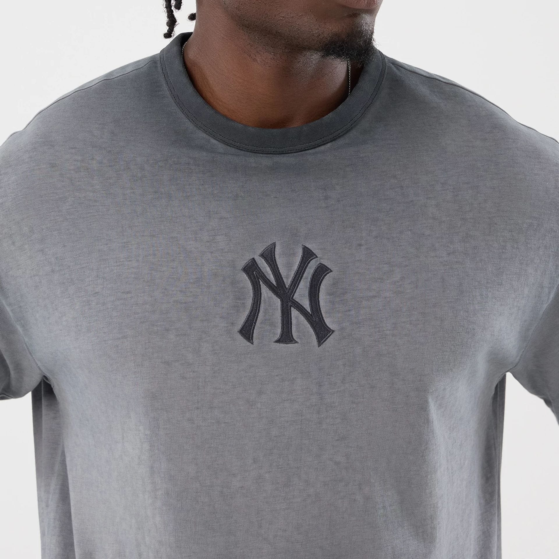 New York Yankees MLB Washed Logo Black T-Shirt - Image 5