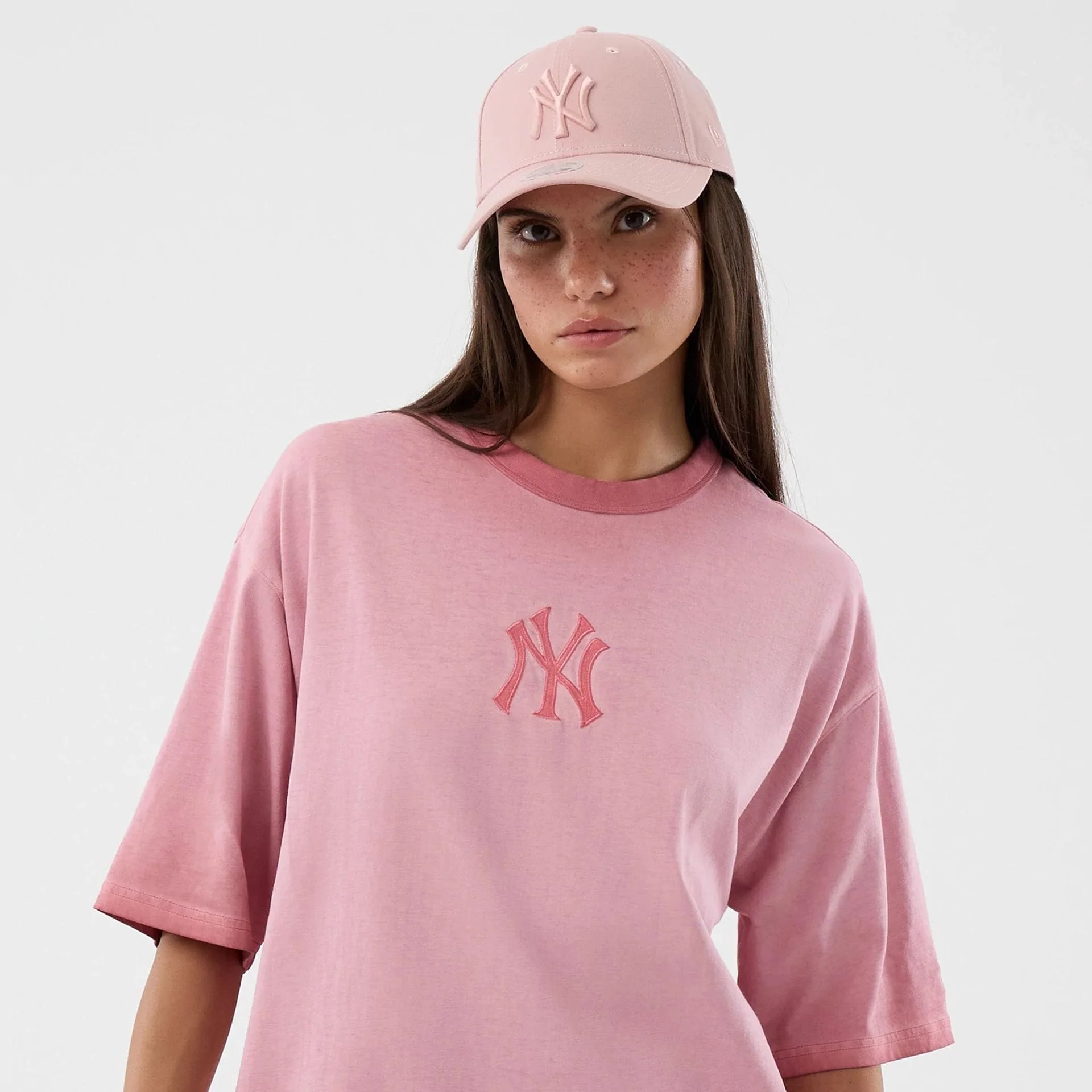 New York Yankees MLB Washed Logo Pastel Pink T-Shirt - Image 6