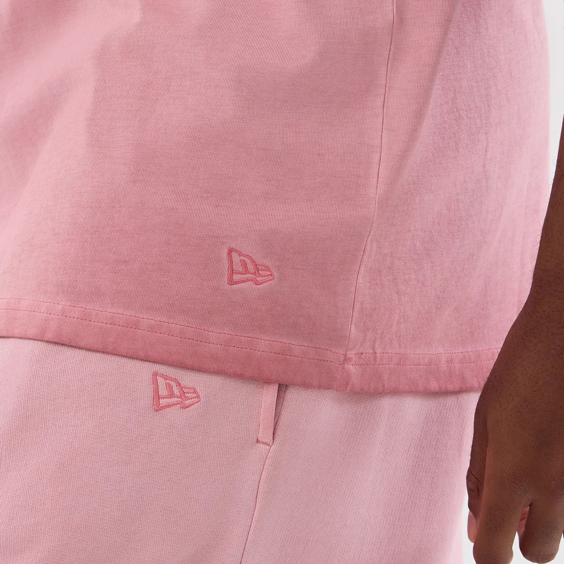 New York Yankees MLB Washed Logo Pastel Pink Vest - Image 7
