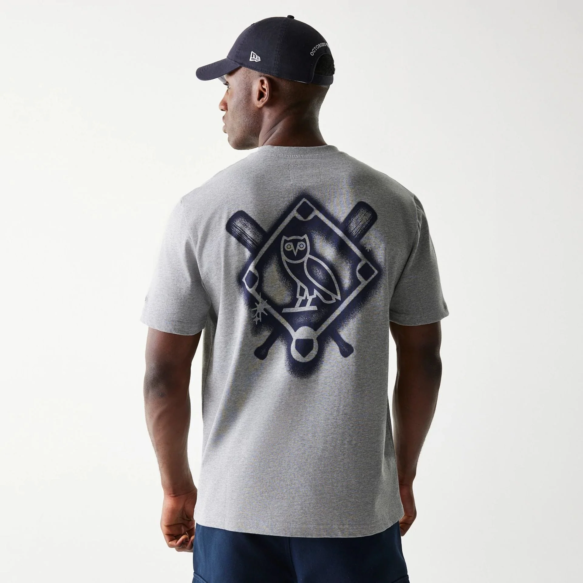 New York Yankees OVO x MLB Grey T-Shirt - Image 2
