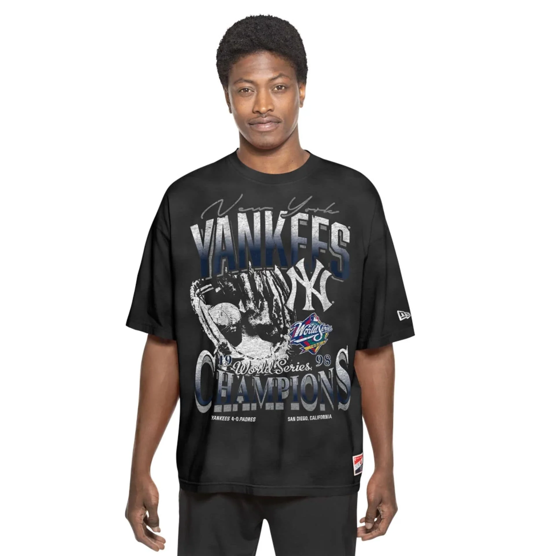 New York Yankees Sport Classic Black T-Shirt - Image 6