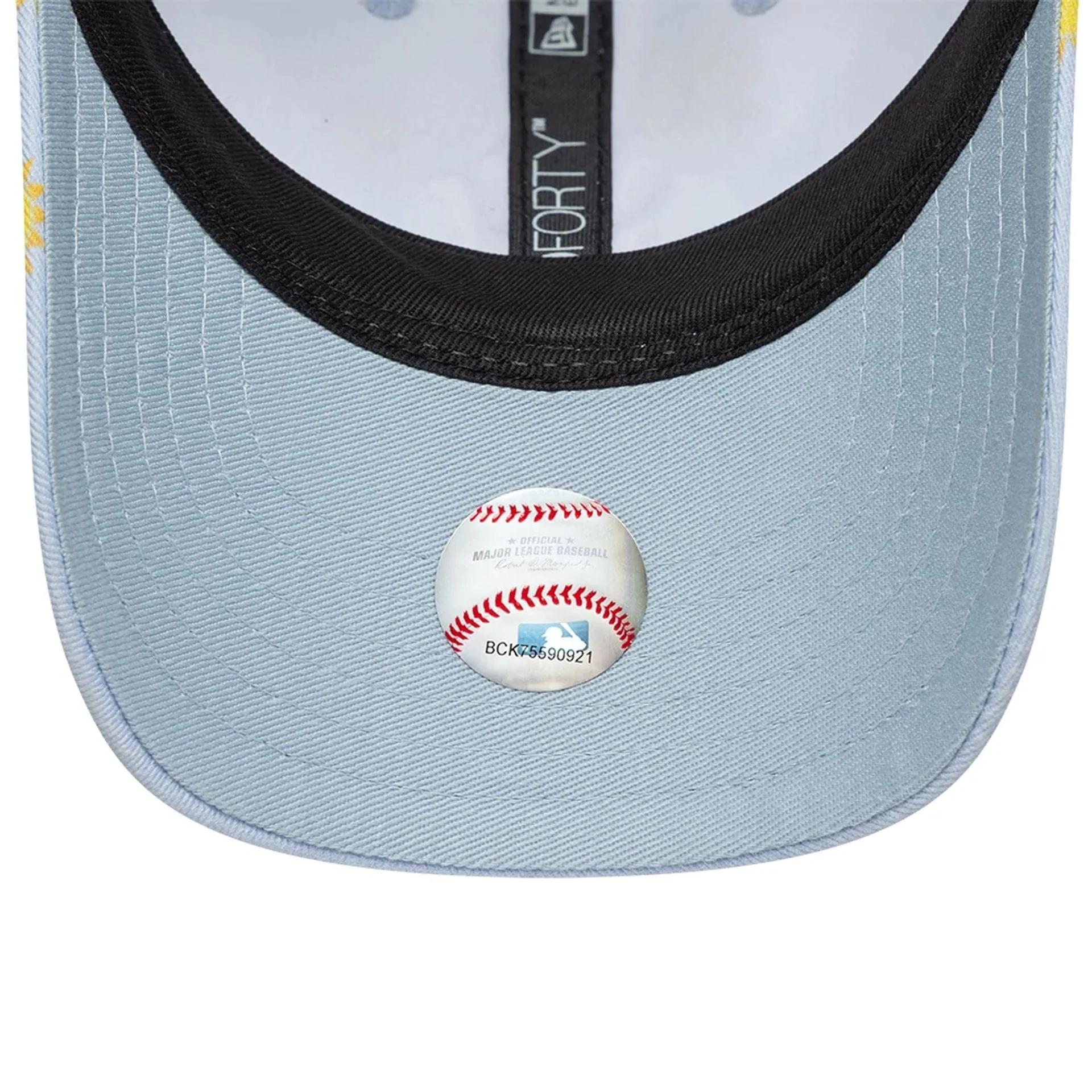 New York Yankees Toddler MLB Summer Pastel Blue 9FORTY Adjustable Cap - Image 5