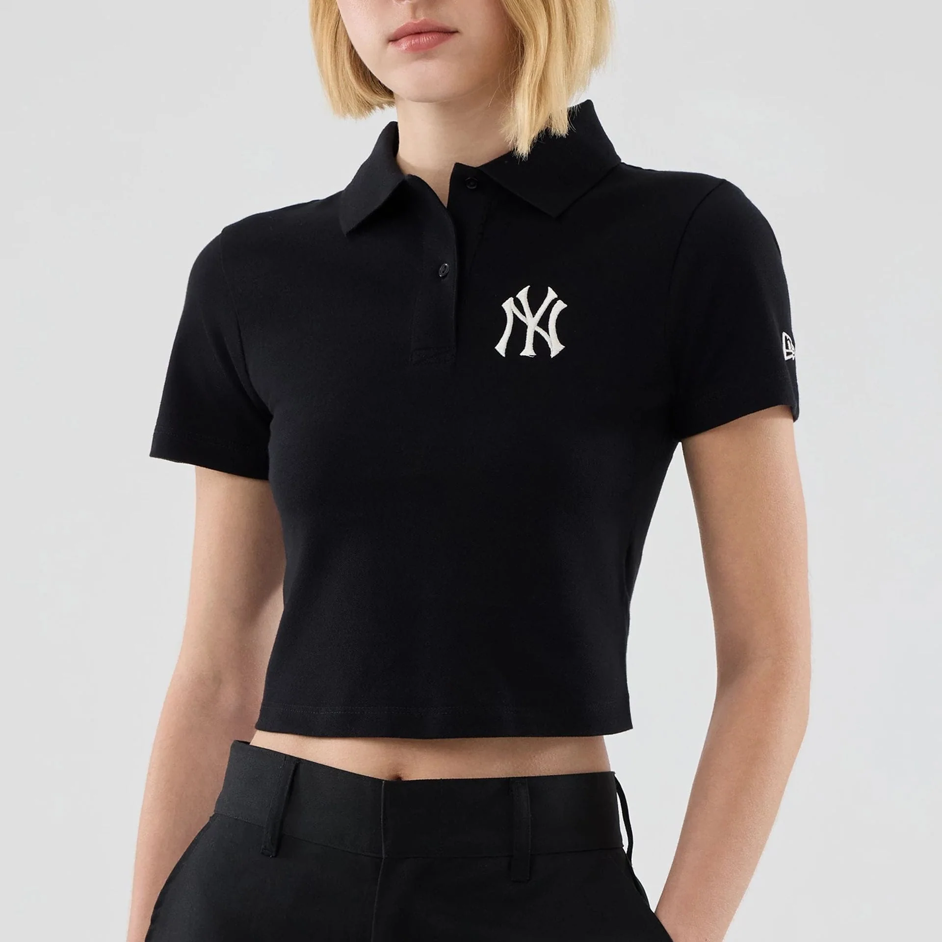 New York Yankees Womens MLB Black Cropped Slim Polo T-shirt - Image 3