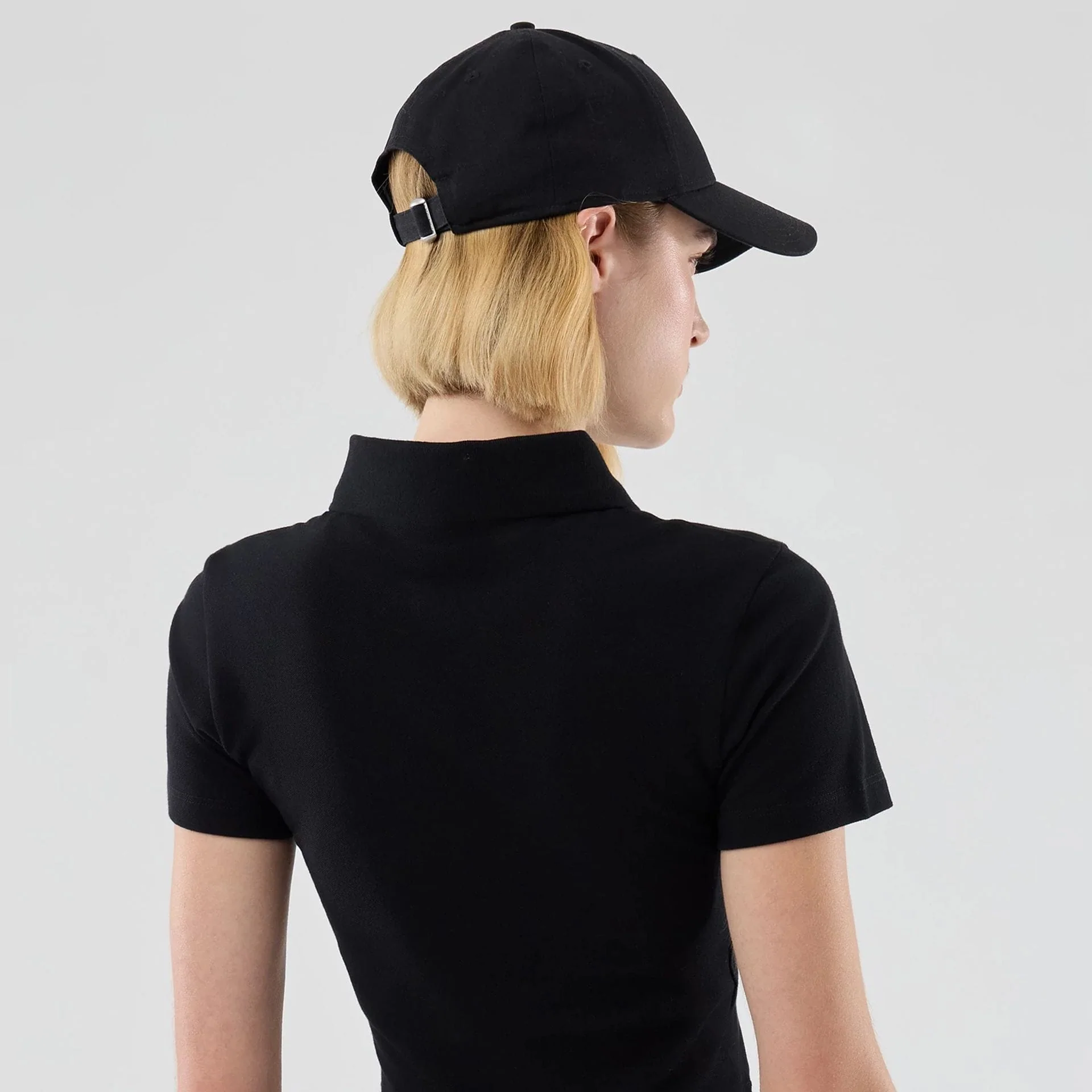 New York Yankees Womens MLB Black Cropped Slim Polo T-shirt - Image 7