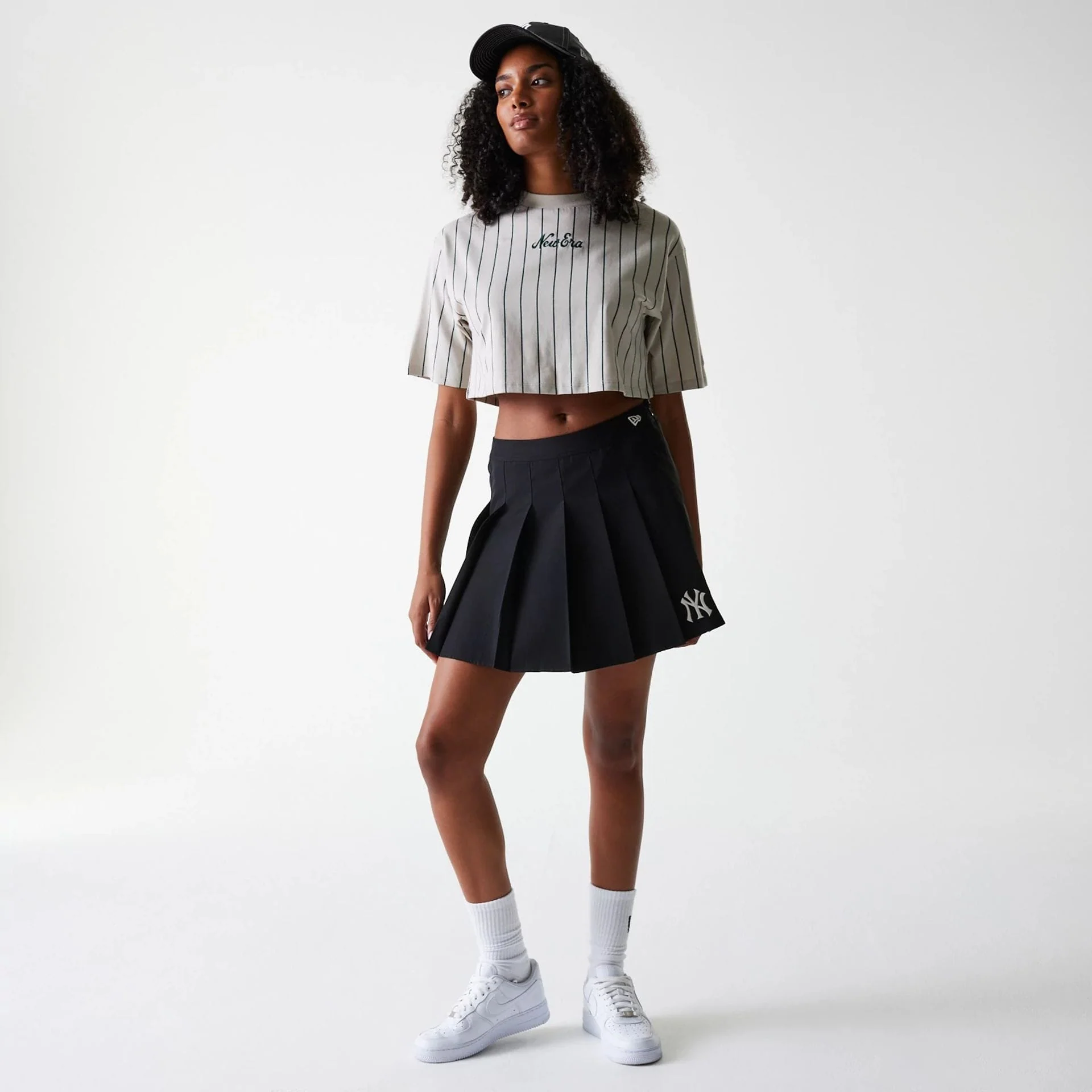 New York Yankees Womens MLB Black Tennis Skirt - Image 8