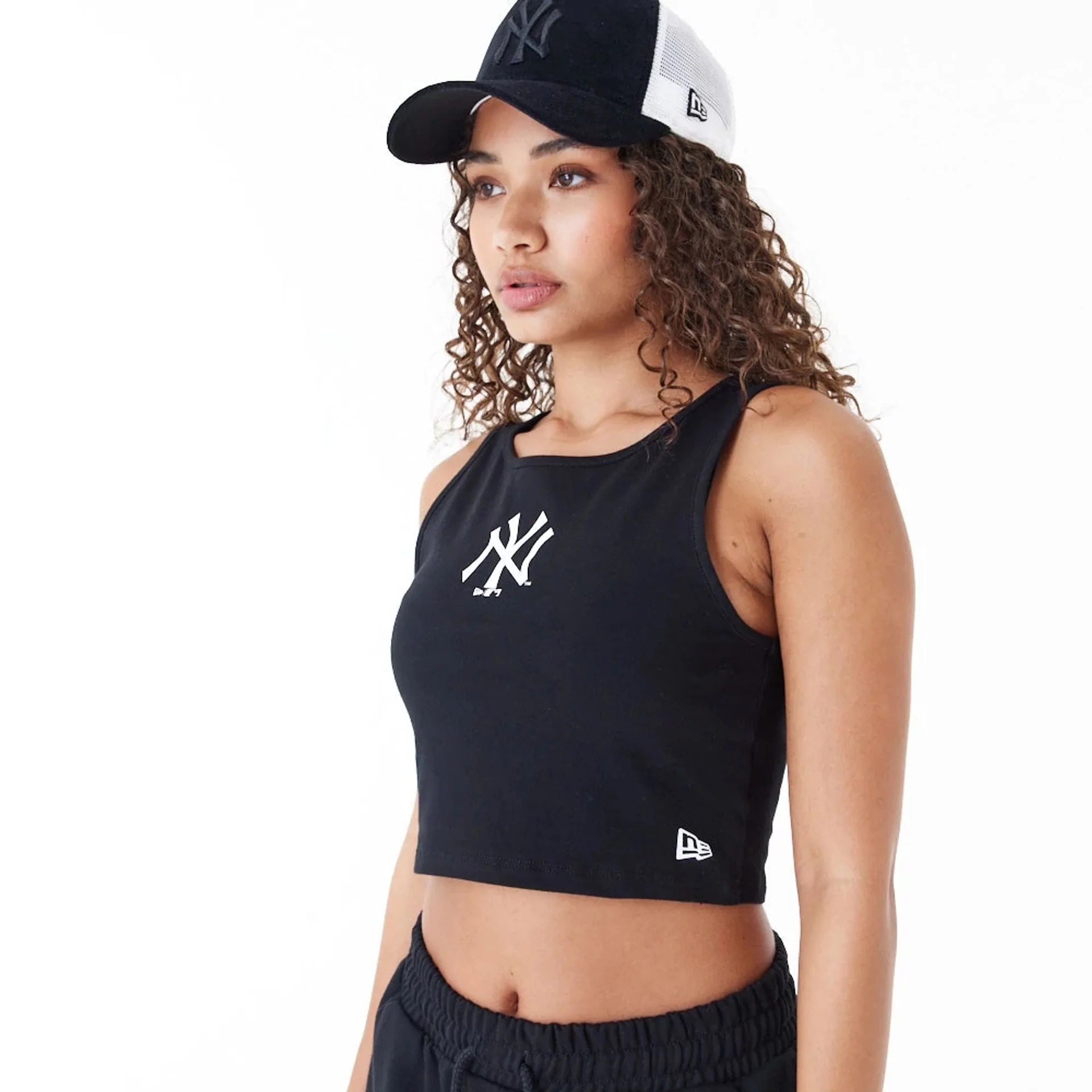 New York Yankees Womens MLB Lifestyle Black Crop Tank Top - Image 7