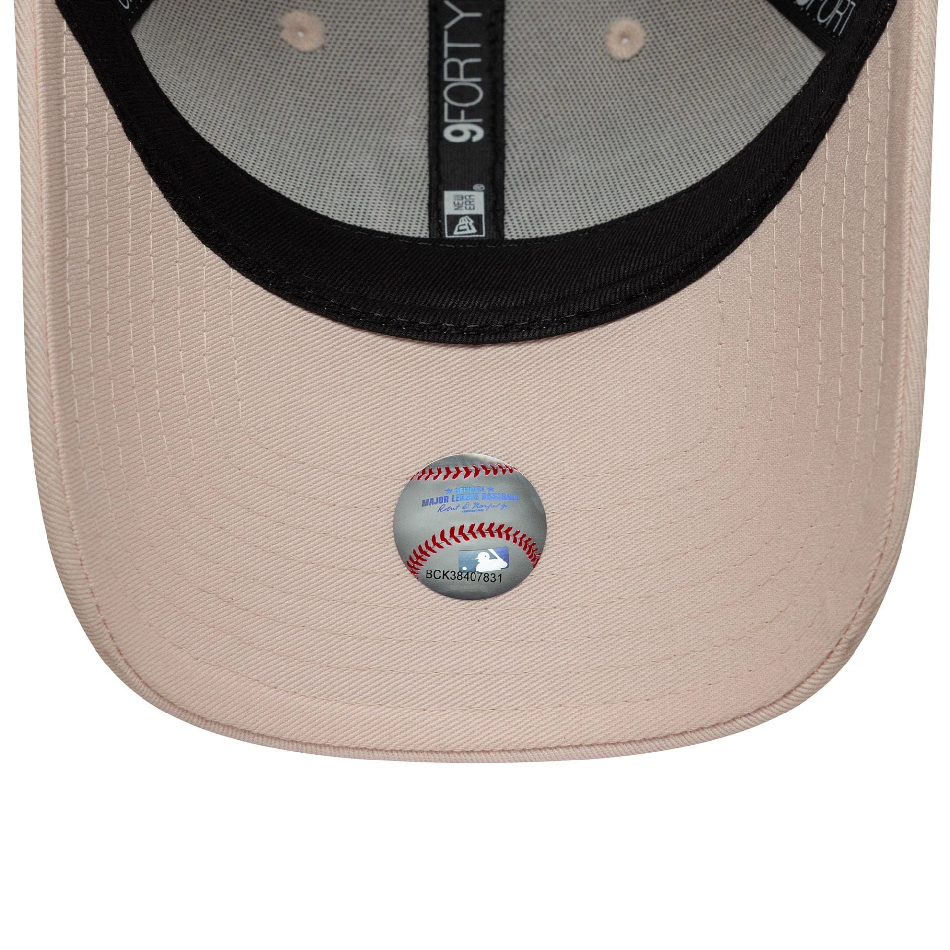 New York Yankees Womens MLB Metallic Logo Pastel Pink 9FORTY Cap - Image 5