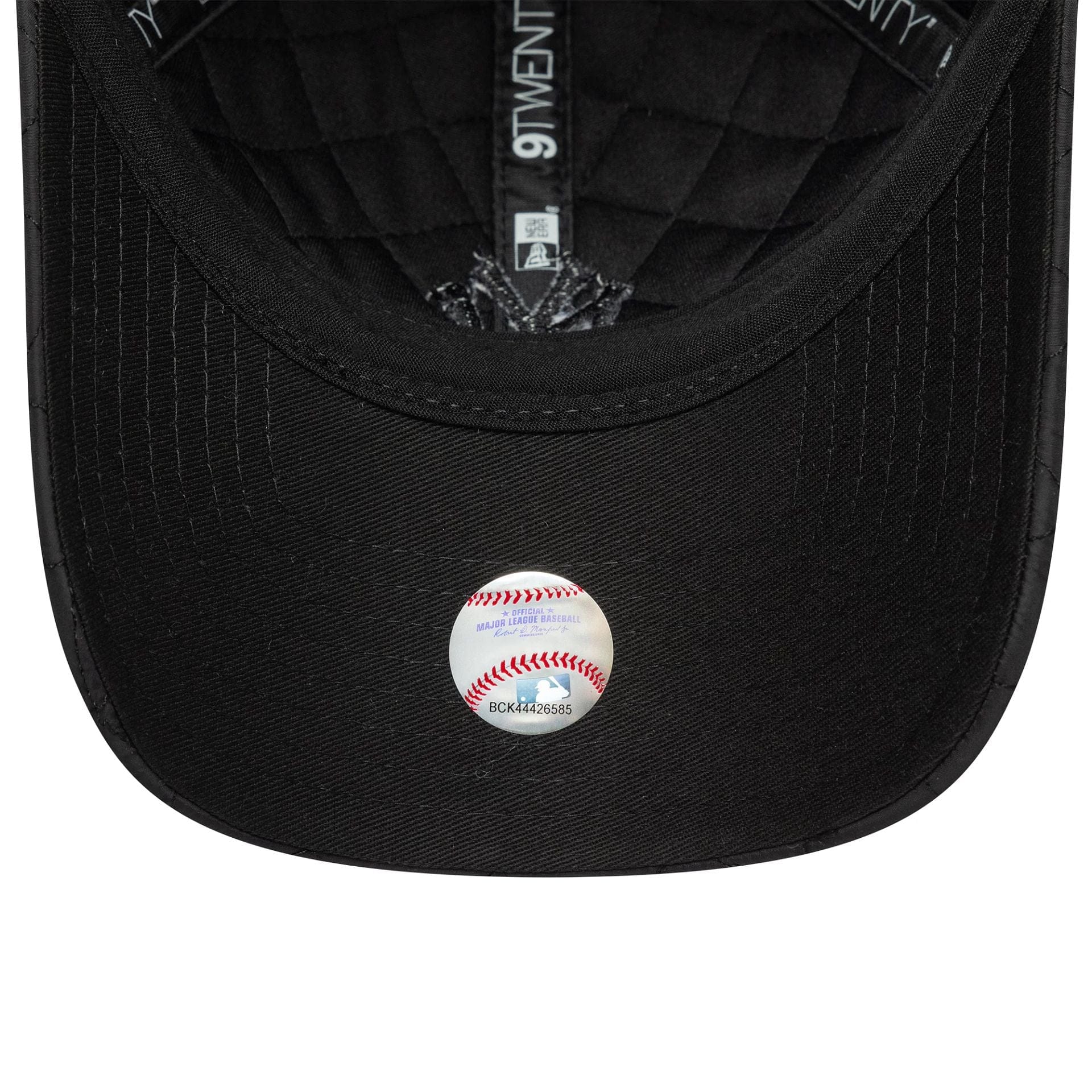 New York Yankees Womens MLB Padded Black 9TWENTY Adjustable Cap - Image 5