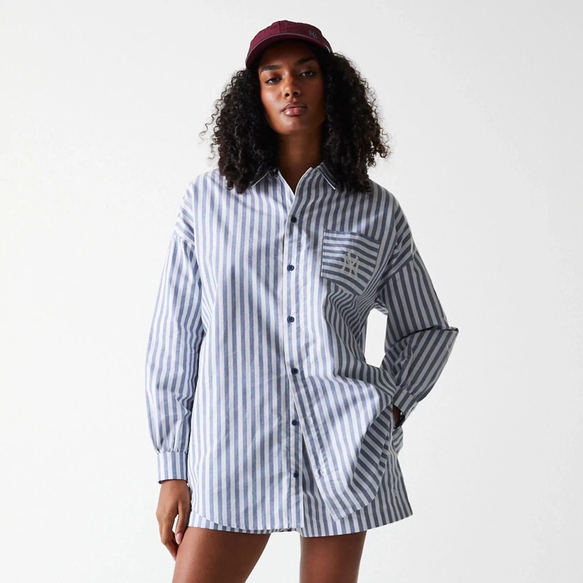 New York Yankees Womens MLB Stripe Dark Blue Long Sleeve Shirt - Image 3