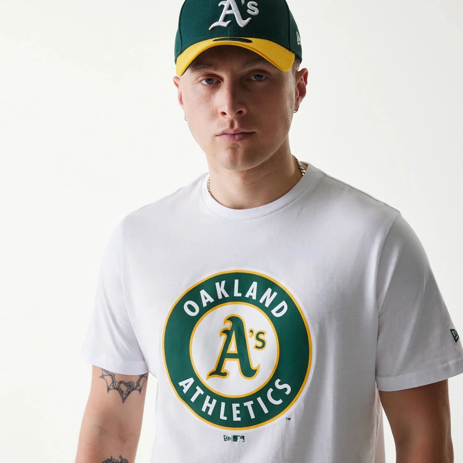 Oakland Athletics MLB Regular White T-Shirt - Image 2