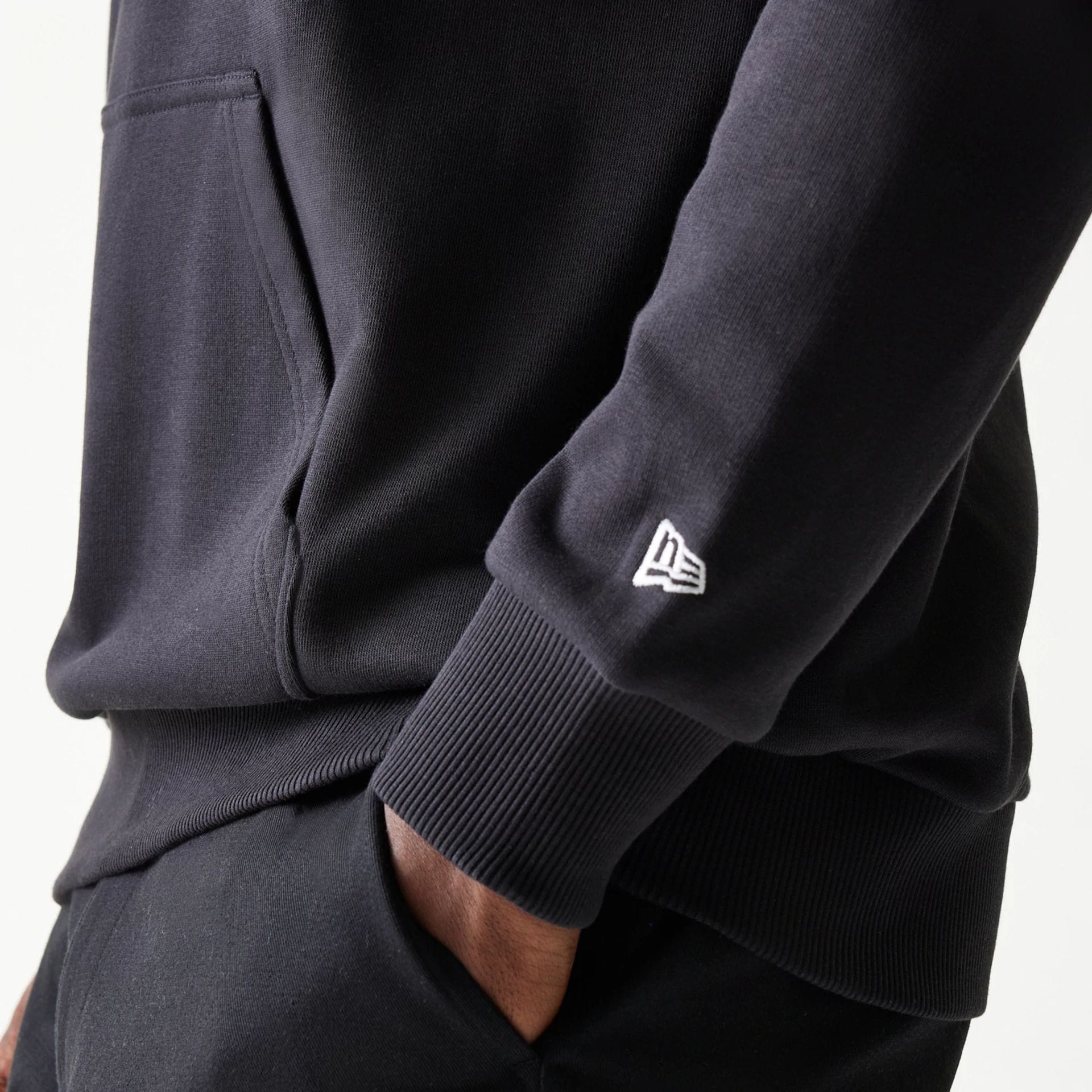 Red Bull Racing Black Oversized Pullover Hoodie - Image 4