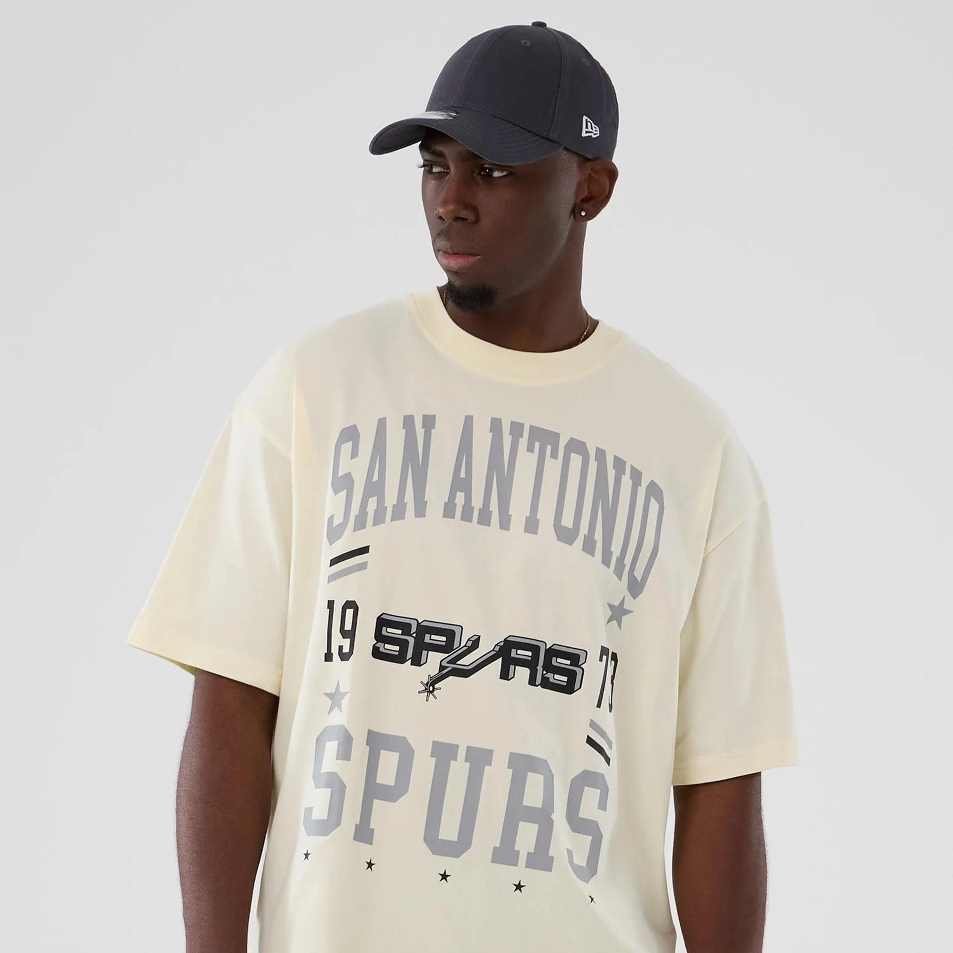 San Antonio Spurs NBA Hardwood Classic Cream T-Shirt - Image 6