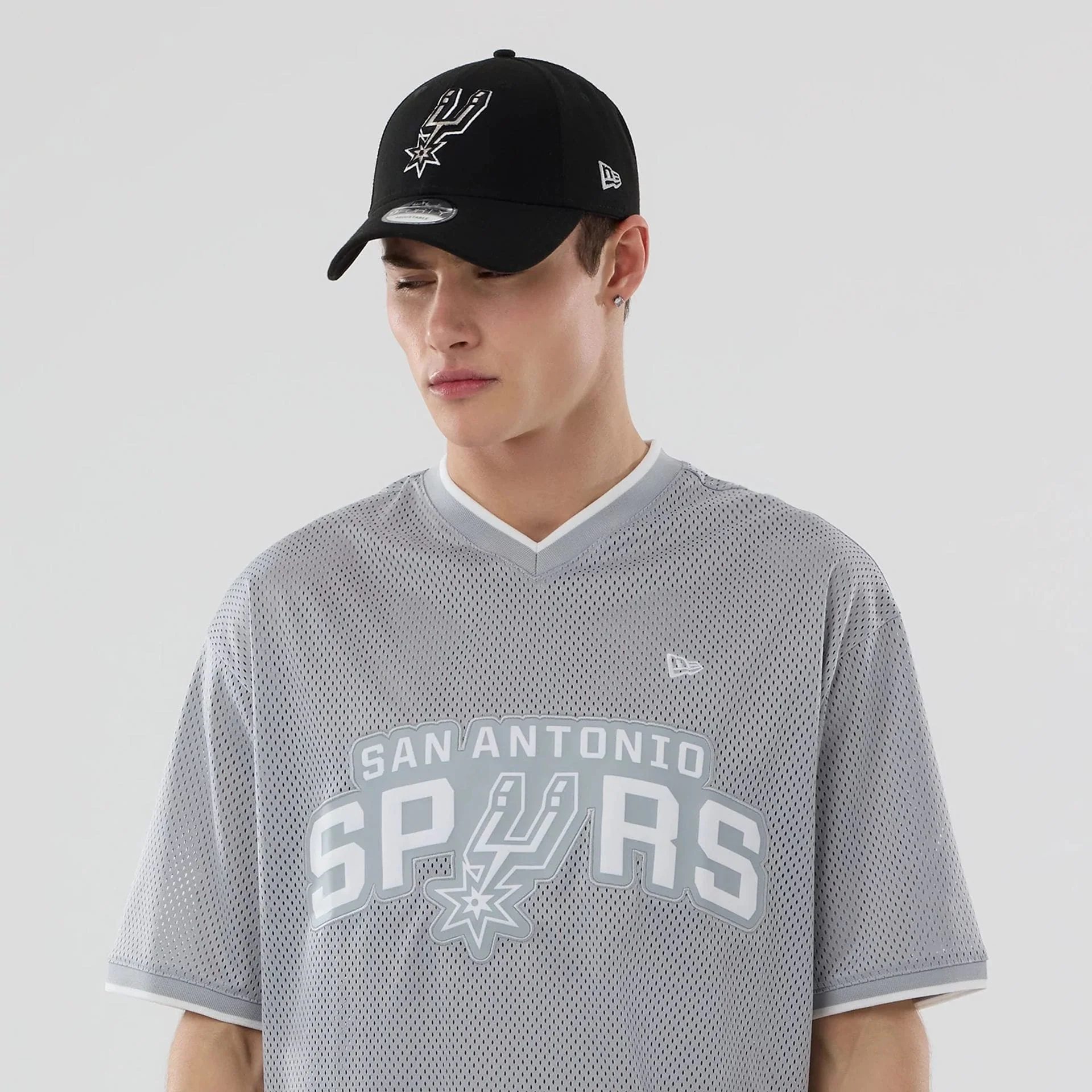 San Antonio Spurs NBA Mesh Grey Oversized T-Shirt - Image 6