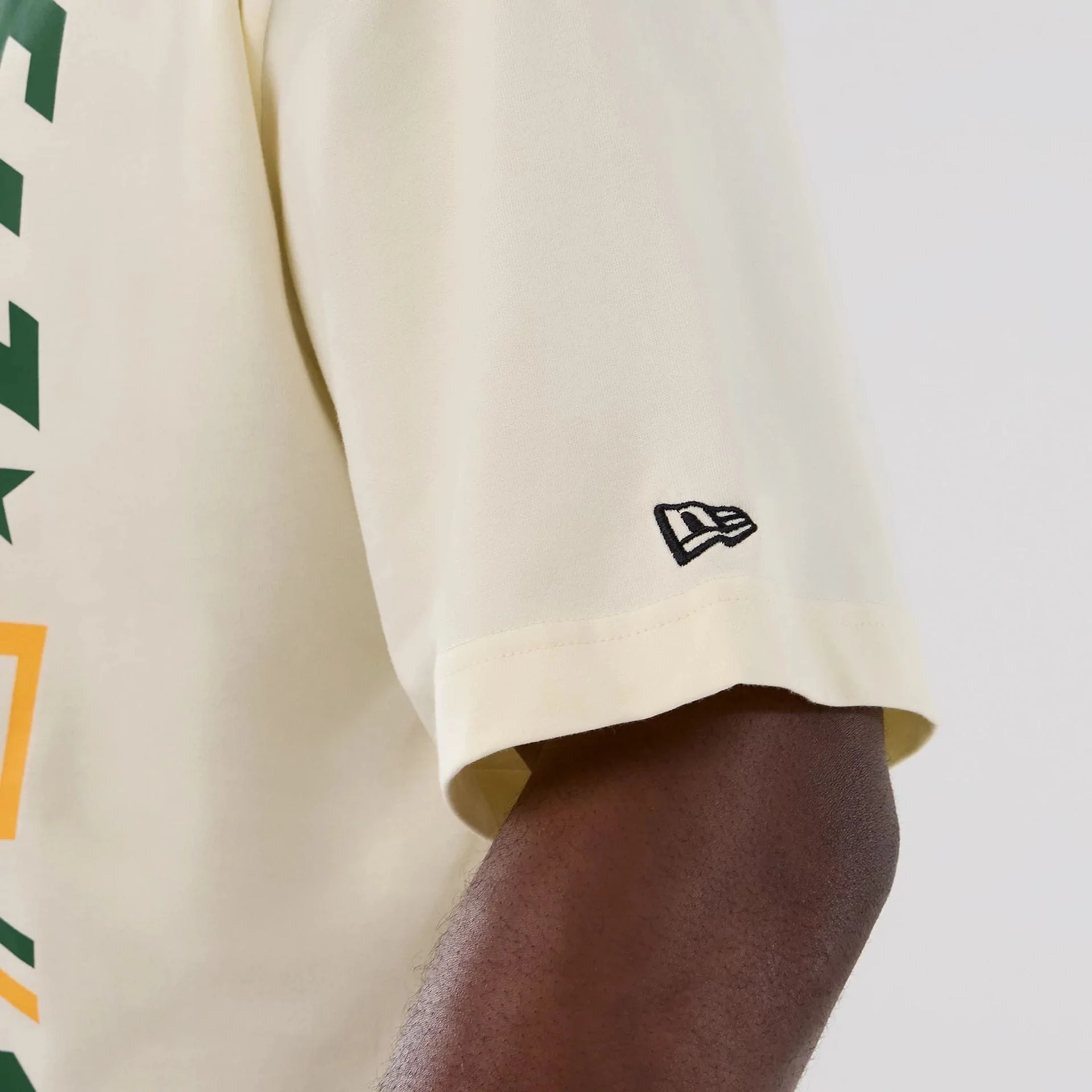 Seattle Supersonics NBA Hardwood Classic Cream T-Shirt - Image 4