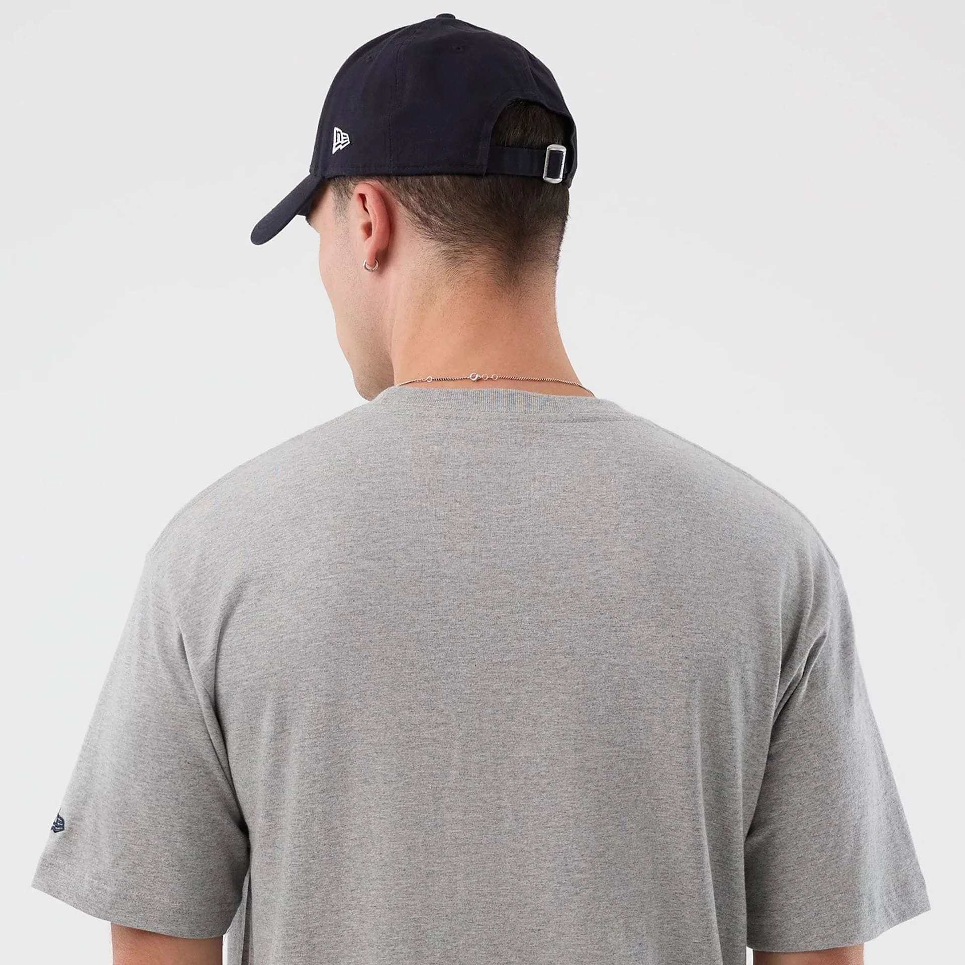 Vancouver Canucks NHL Sport Classic Grey T-Shirt - Image 5