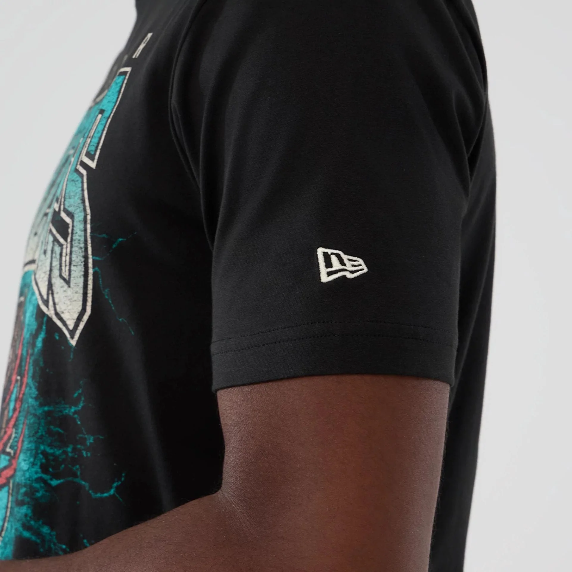 Vancouver Grizzlies NBA Hardwood Classic Black T-Shirt - Image 4