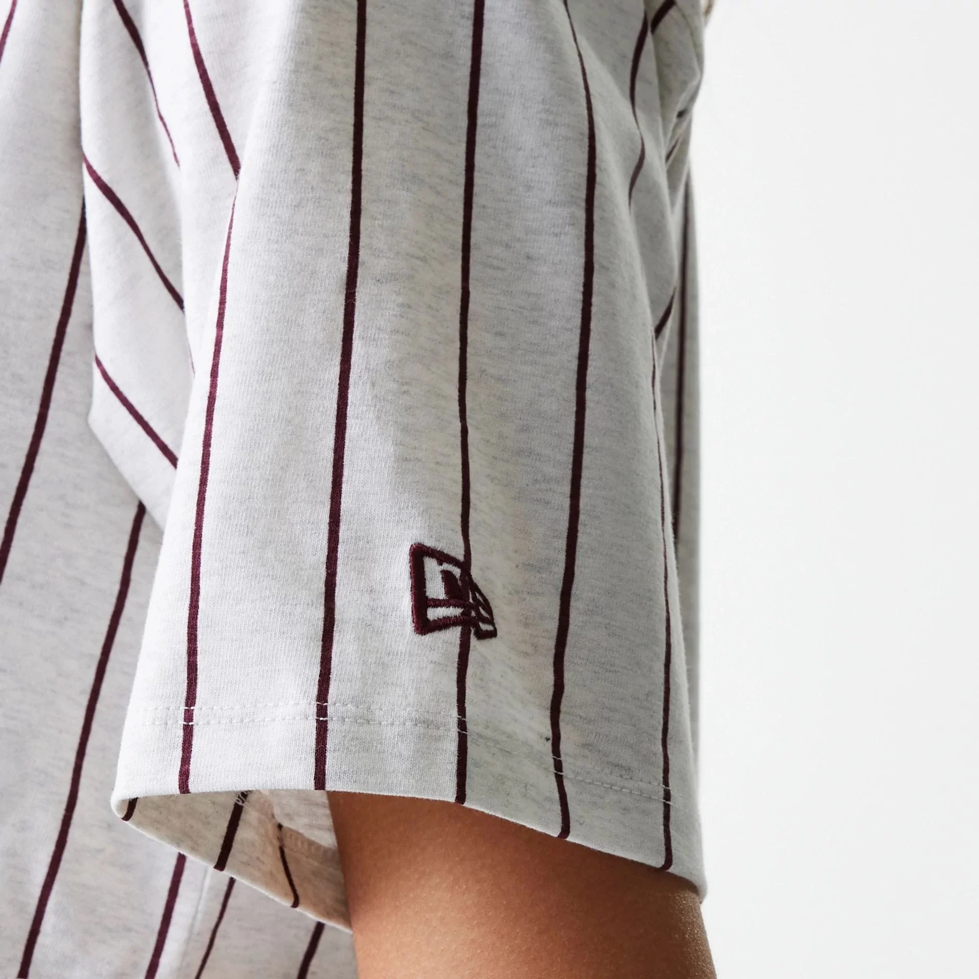 Womens New Era Pinstripe Pastel Grey Crop T-Shirt - Image 4