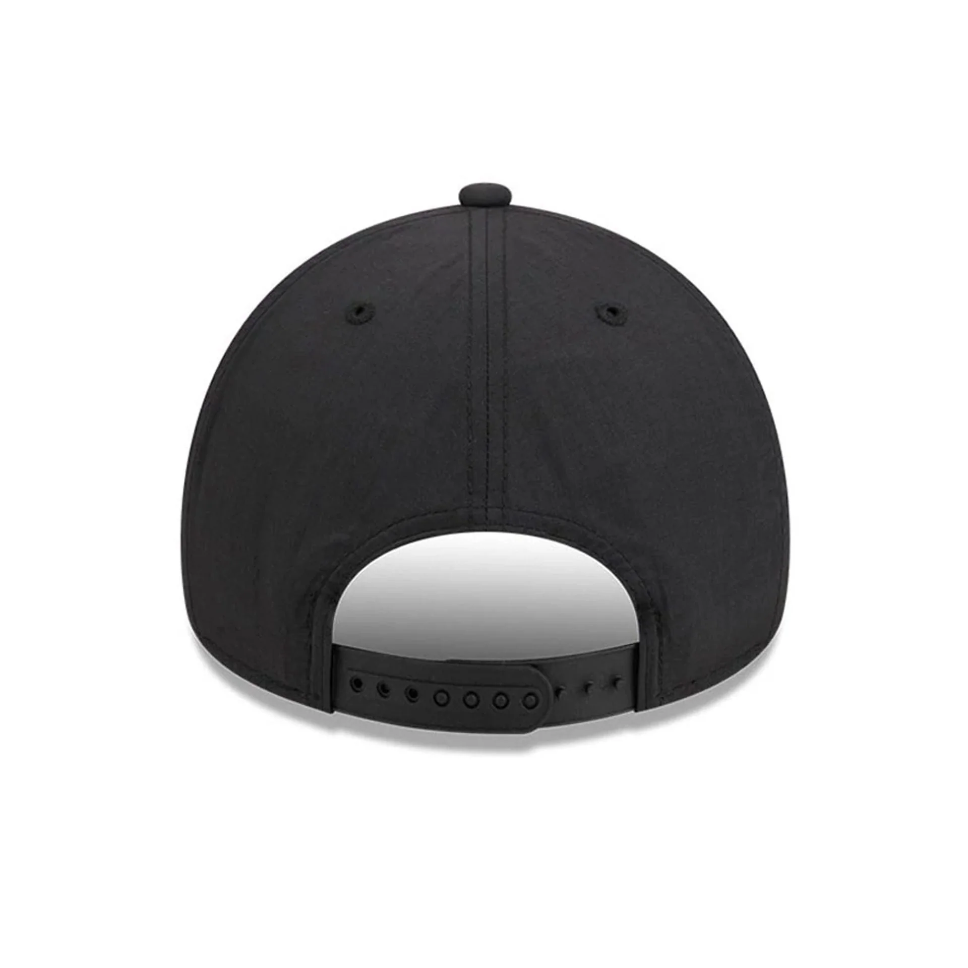 Yankees MLB Quickstrike Black 9FORTY Apex Adjustable Cap - Image 4