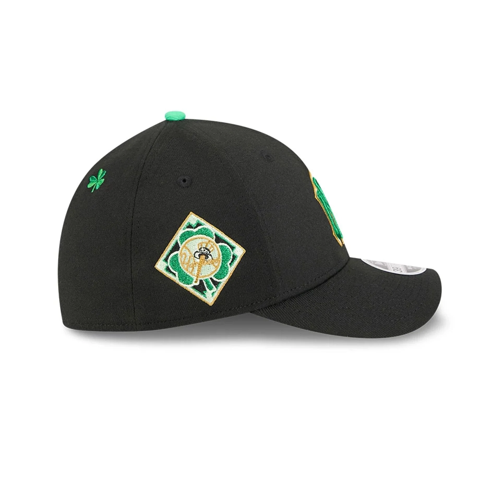 Yankees MLB Saint Patrick's Day Black 39THIRTY M-Crown A-Frame Stretch Fit Cap - Image 4